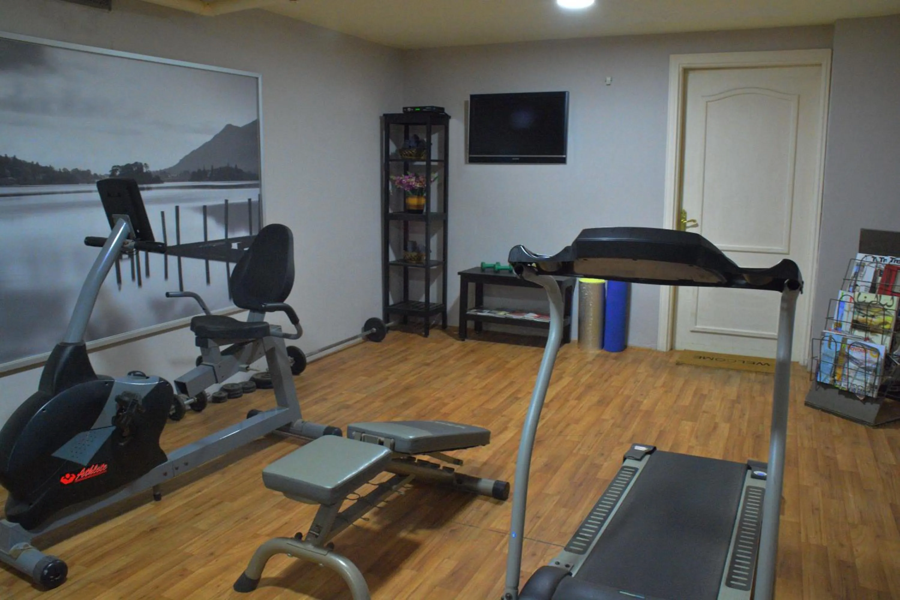 Fitness centre/facilities in Capri Hotel Suites