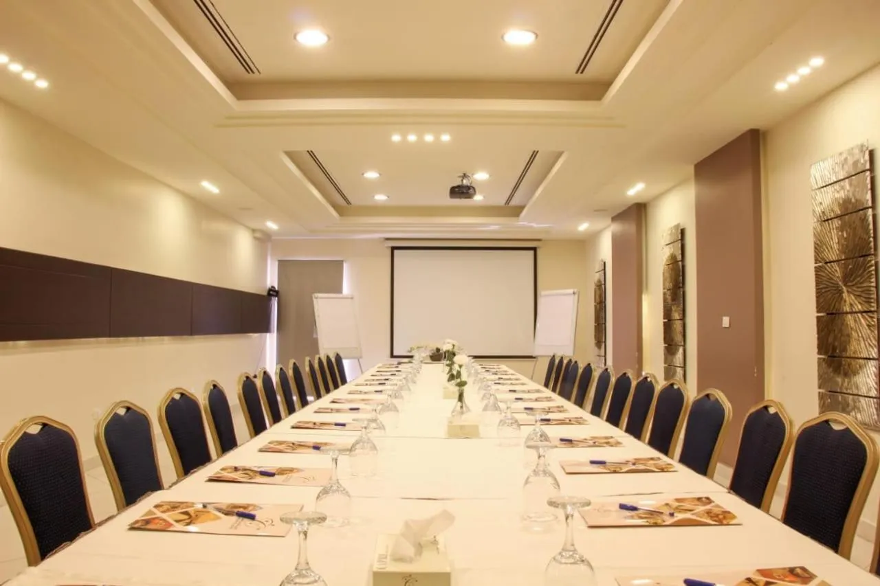 Meeting/conference room in Capri Hotel Suites