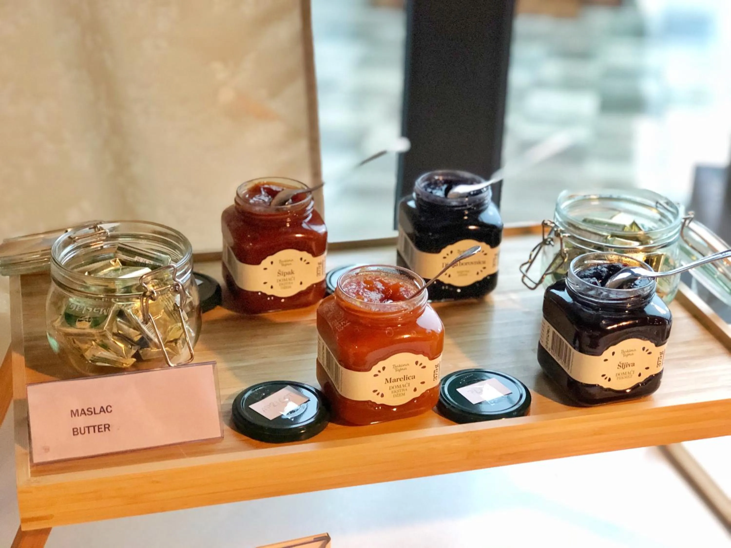 Breakfast in 16 Lakes Hotel