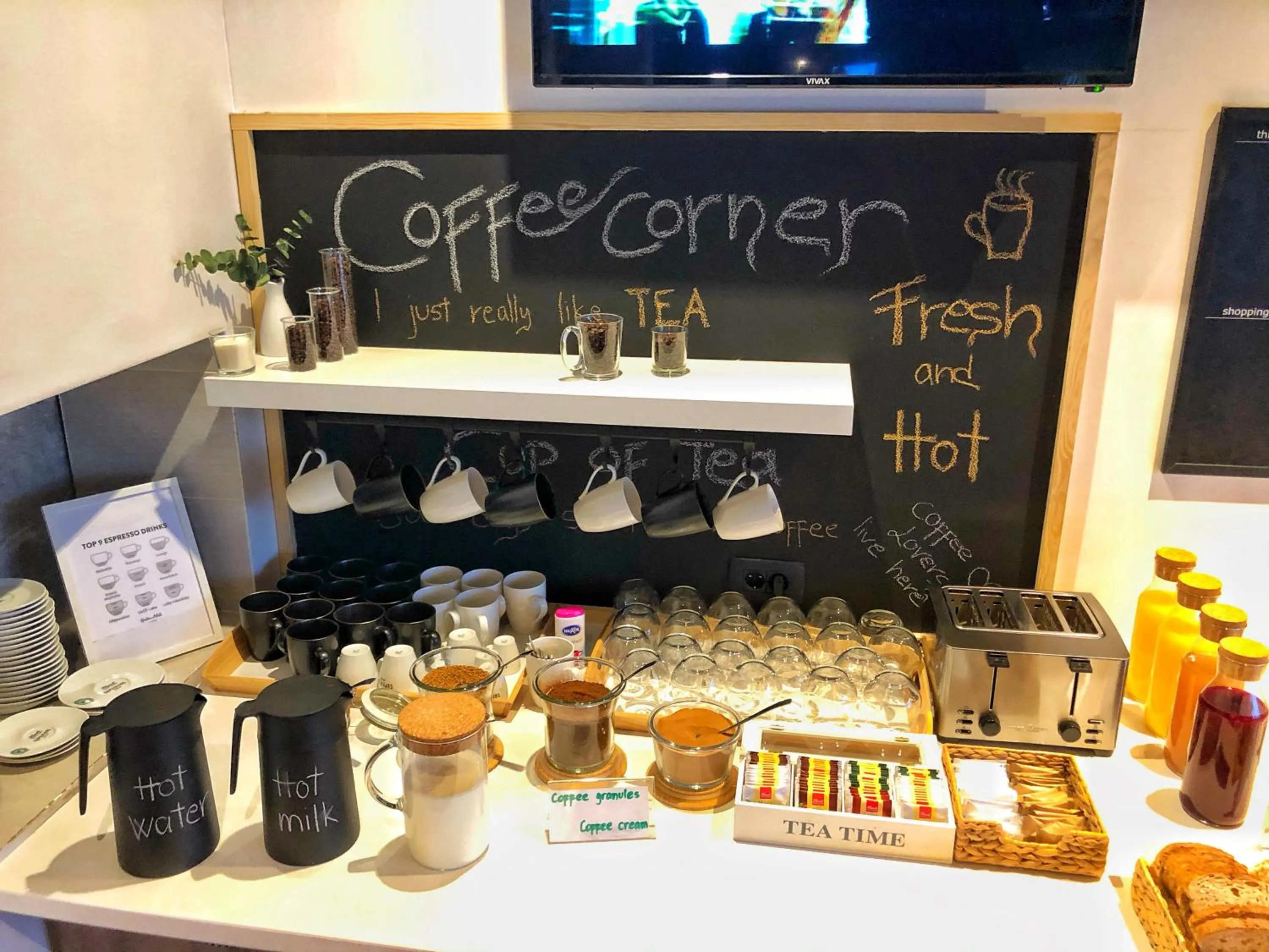 Breakfast in 16 Lakes Hotel