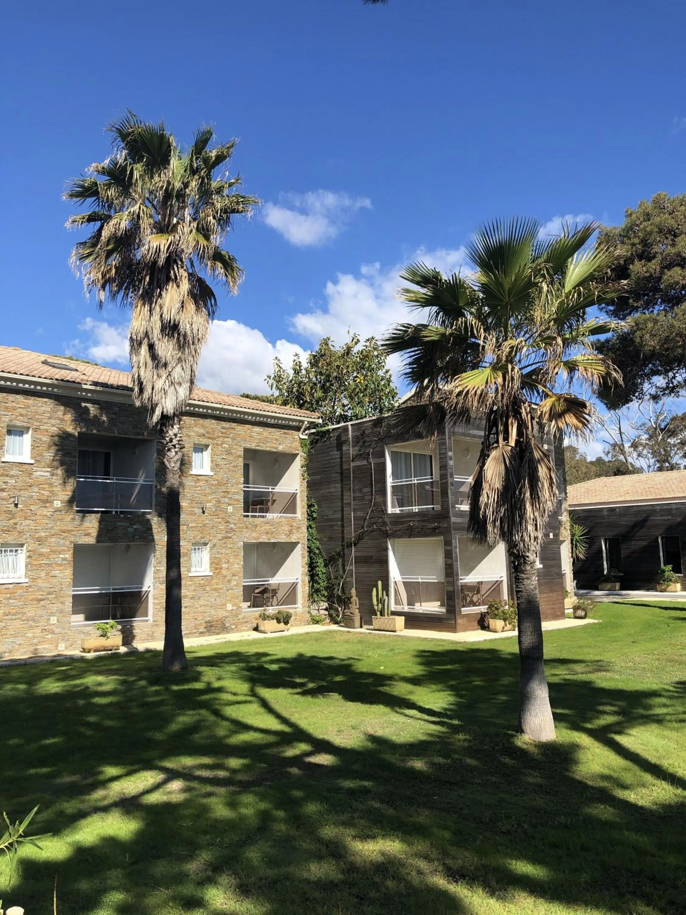 Property building in Hôtel La Lagune