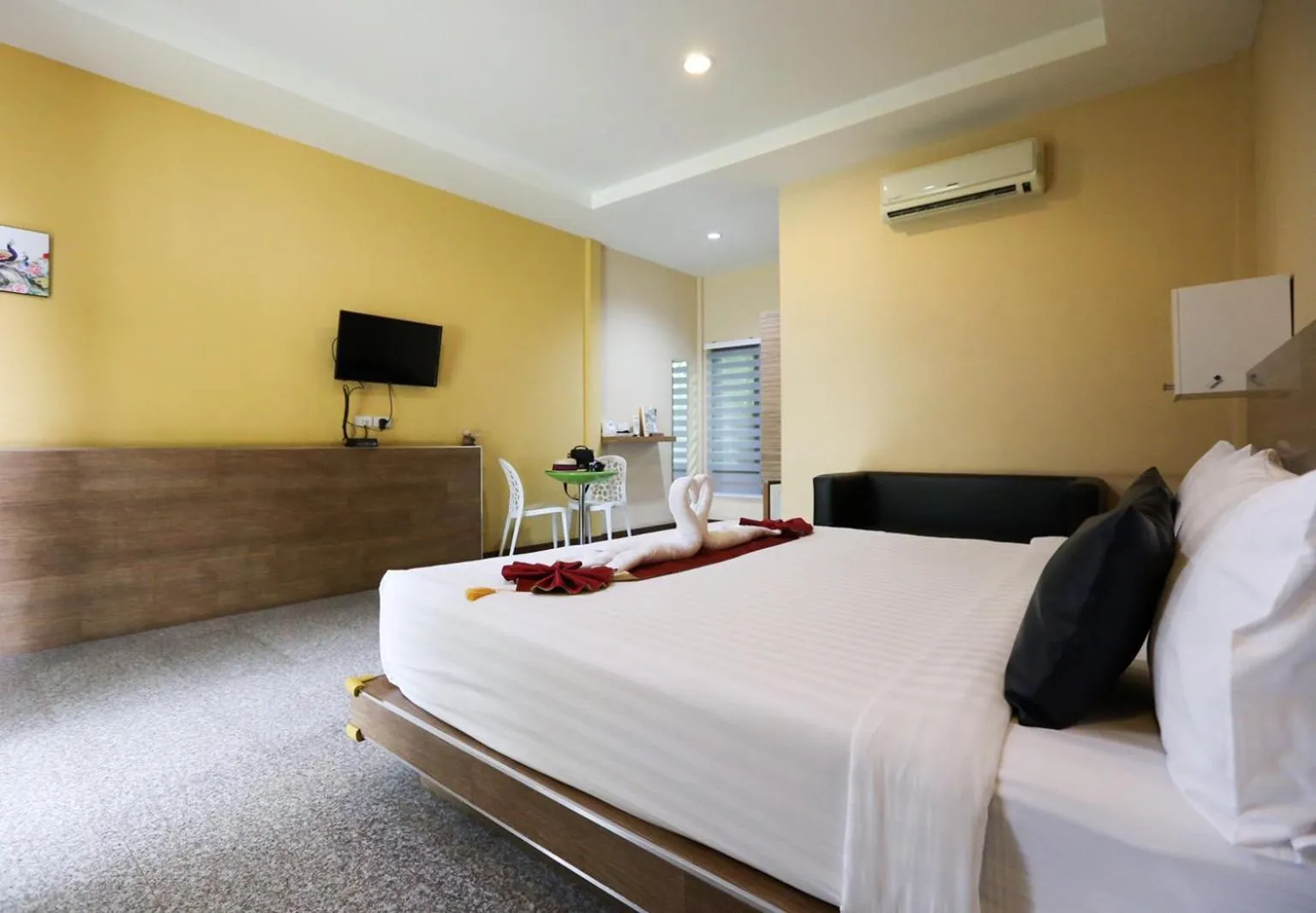 Bed in Jintana Resort