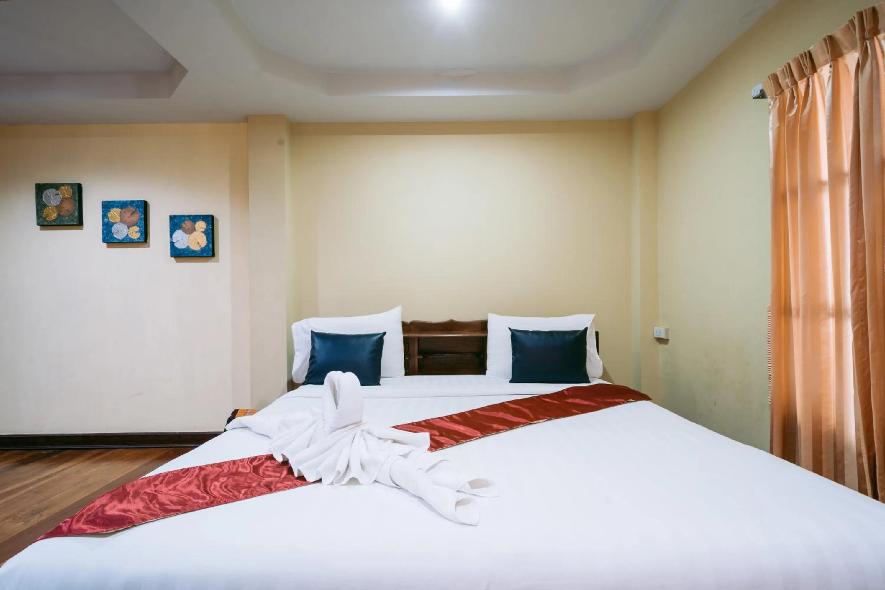 Bedroom, Bed in Jintana Resort