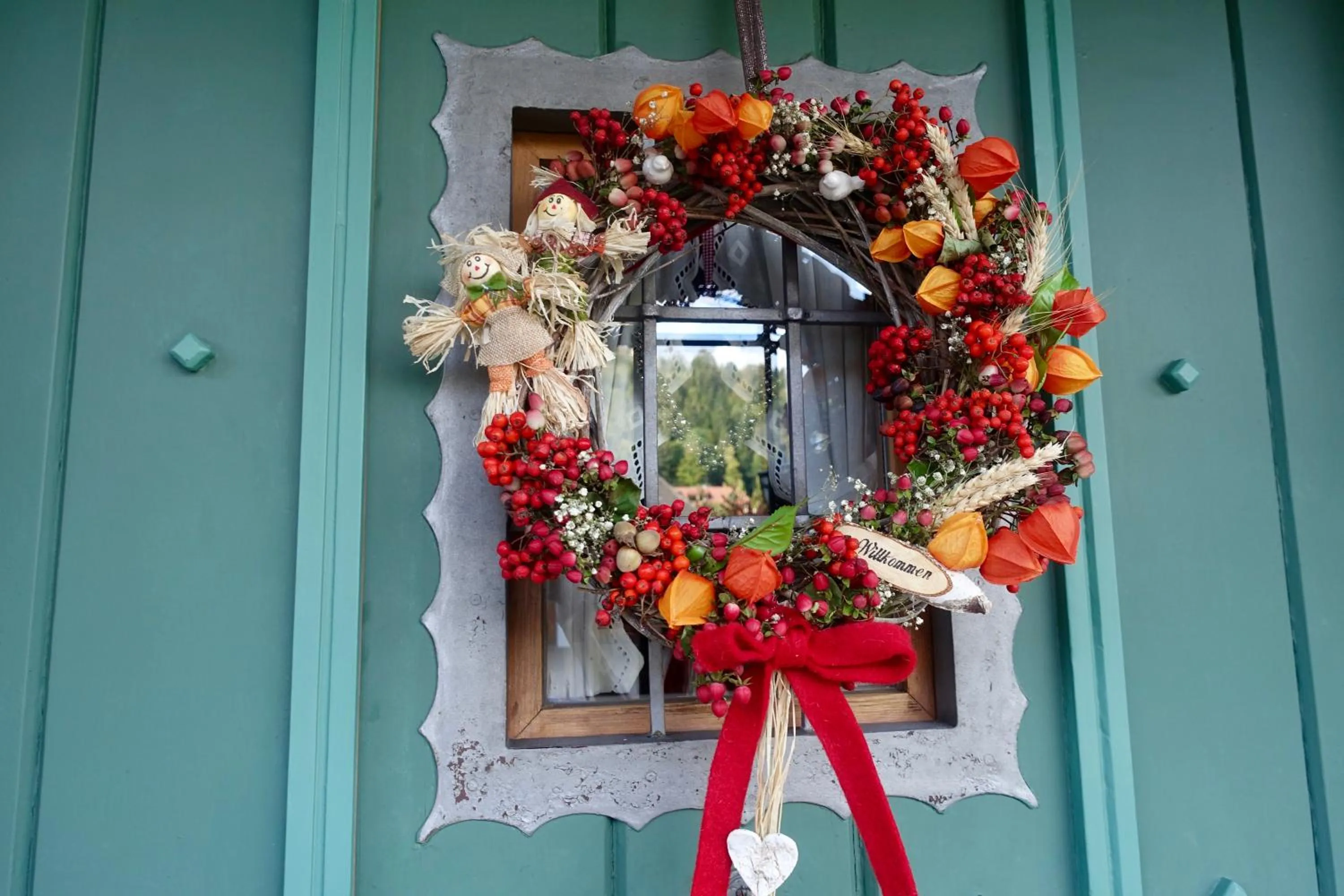 Autumn in Hollhouse - Bed & Breakfast