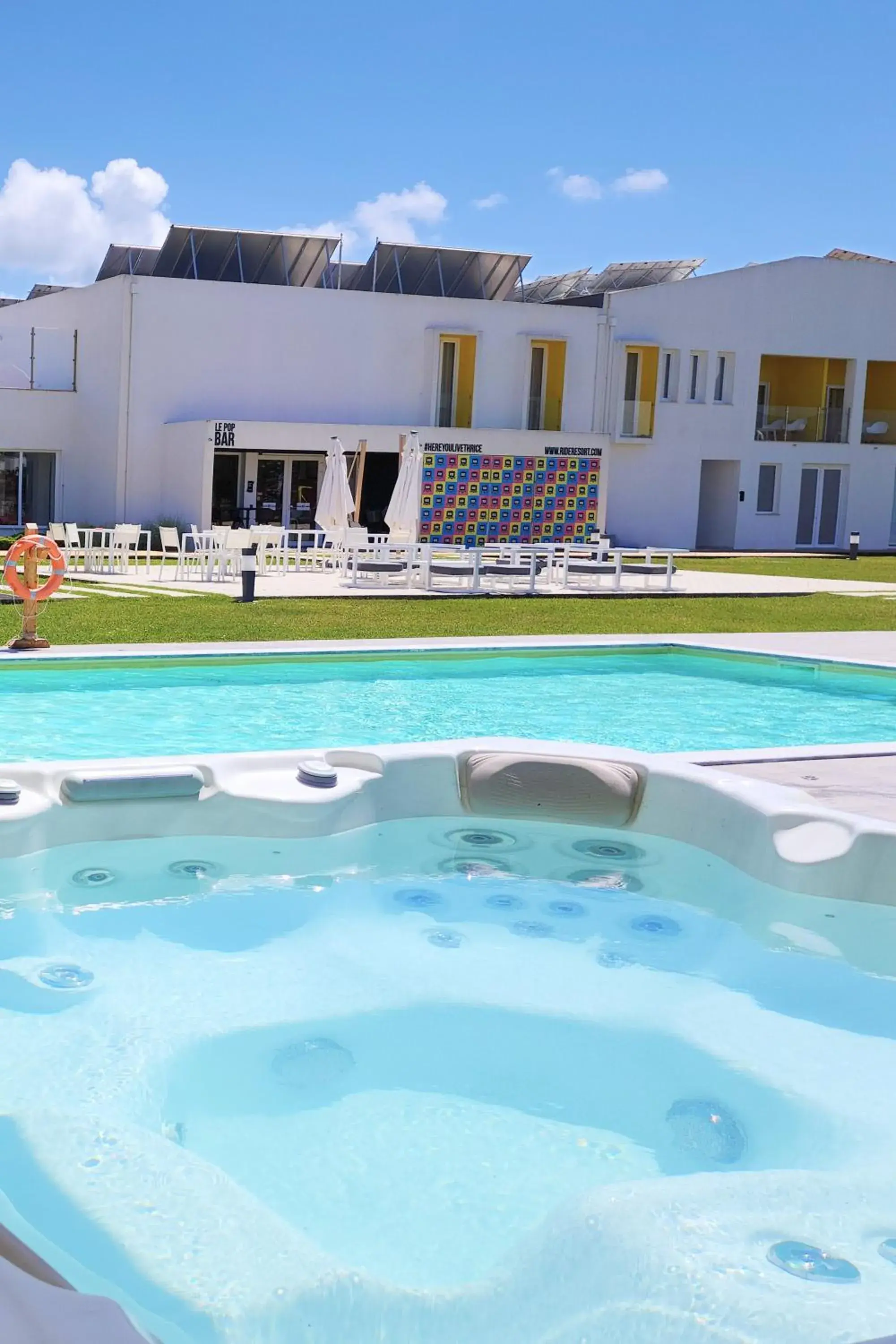 Swimming pool in RIDE Surf Resort & Spa Peniche Swimming pool in RIDE Surf Resort & Spa Peniche