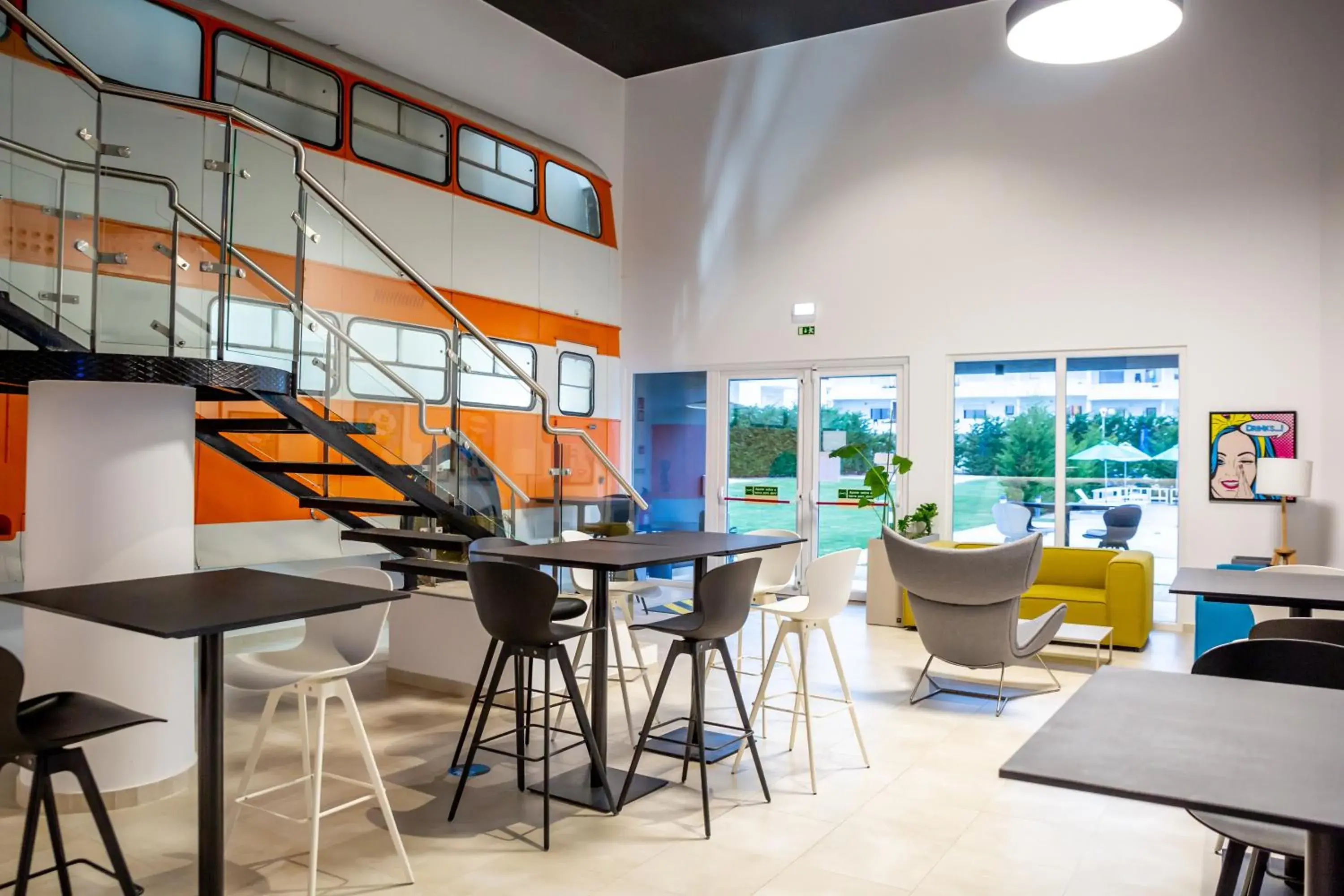 Living room in RIDE Surf Resort & Spa Peniche Living room in RIDE Surf Resort & Spa Peniche