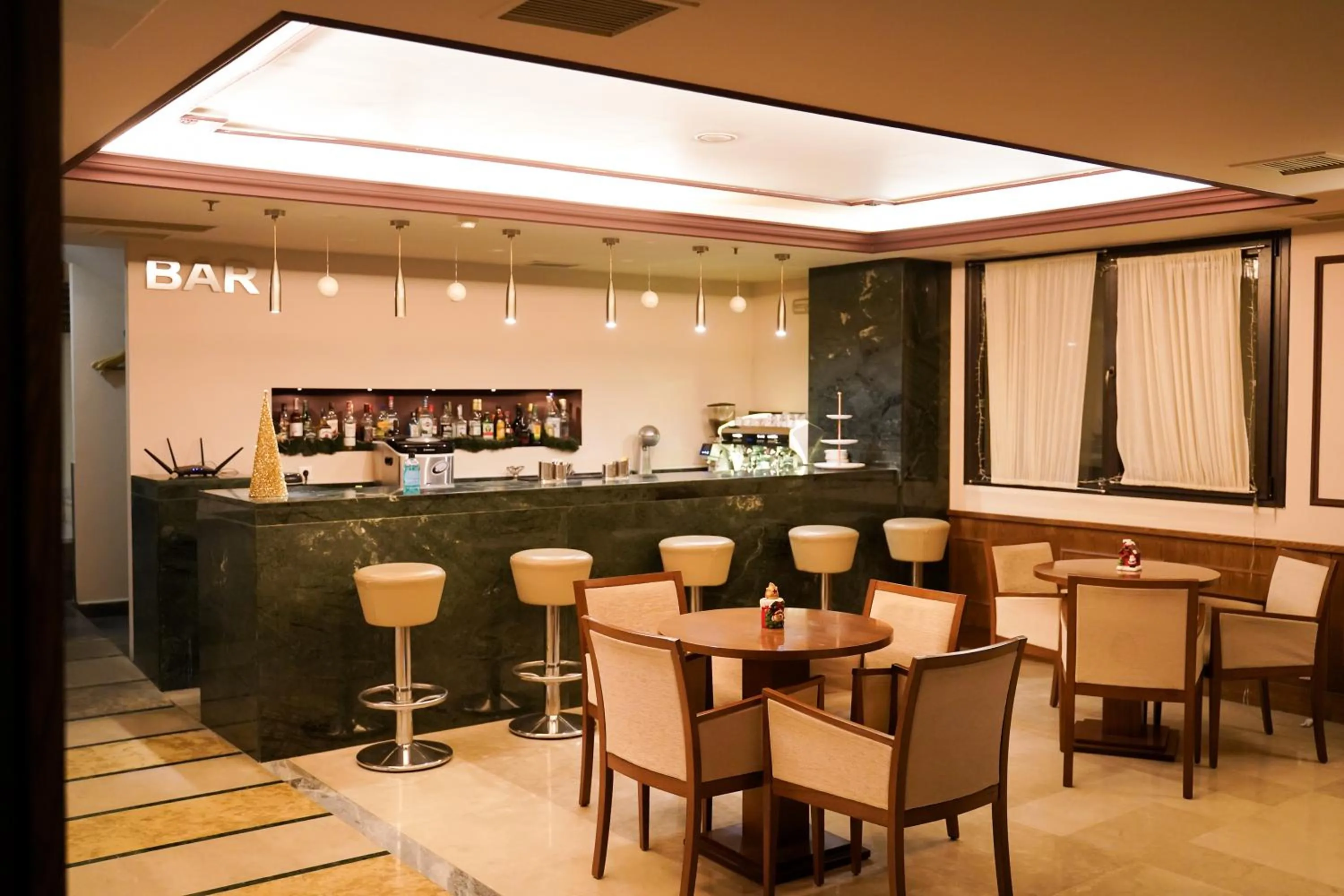 Drinks in Hotel Antoniadis