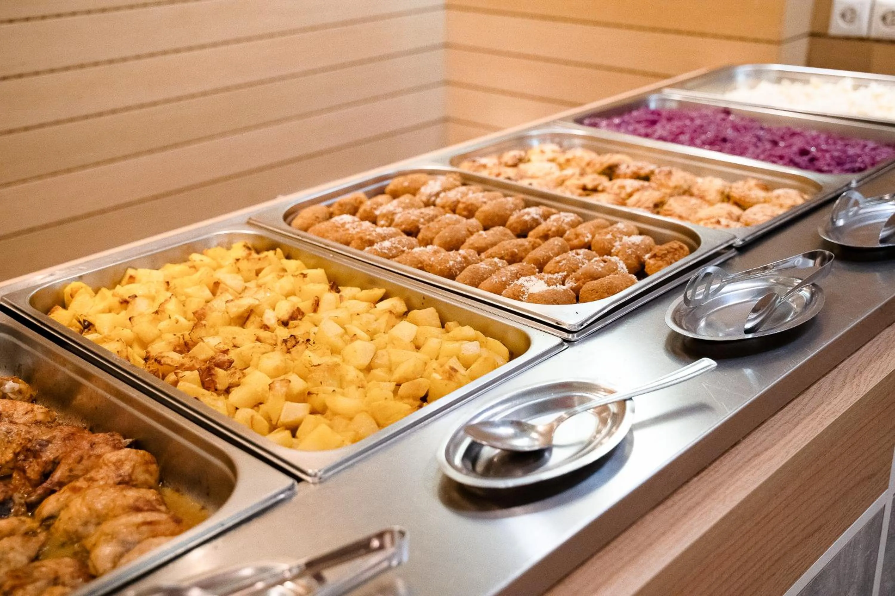 Food and drinks in Hotel Antoniadis