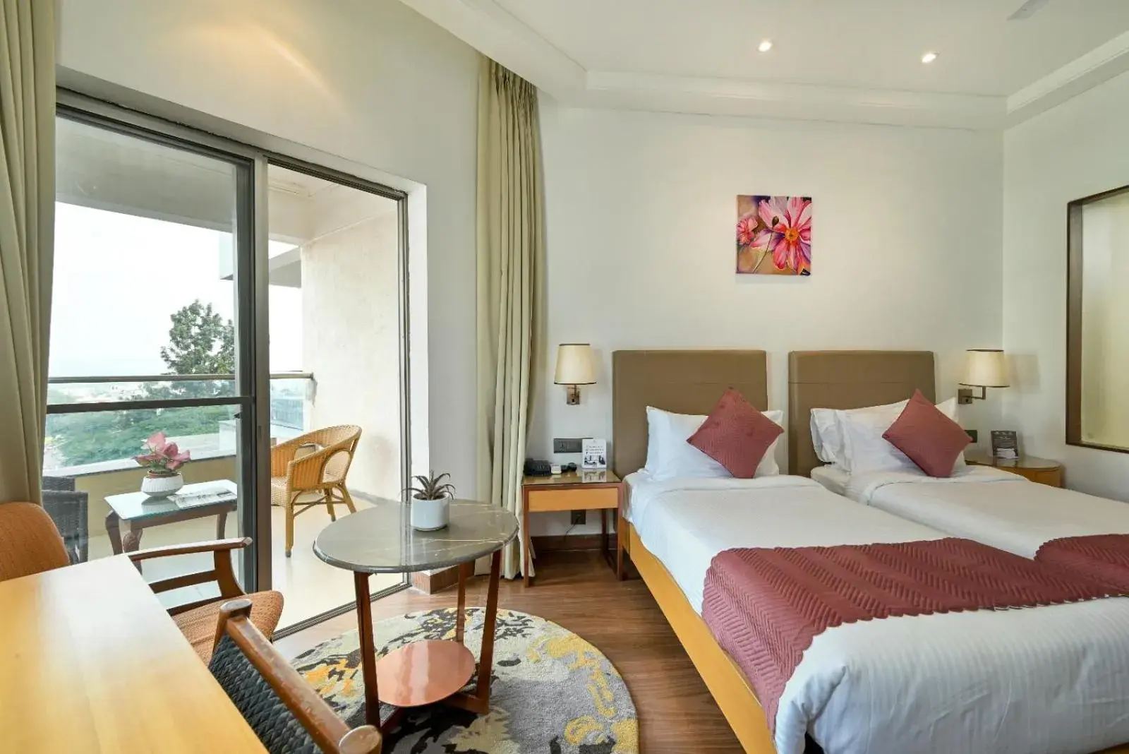 Bed in Hotel Maharaja Regency Bed in Hotel Maharaja Regency