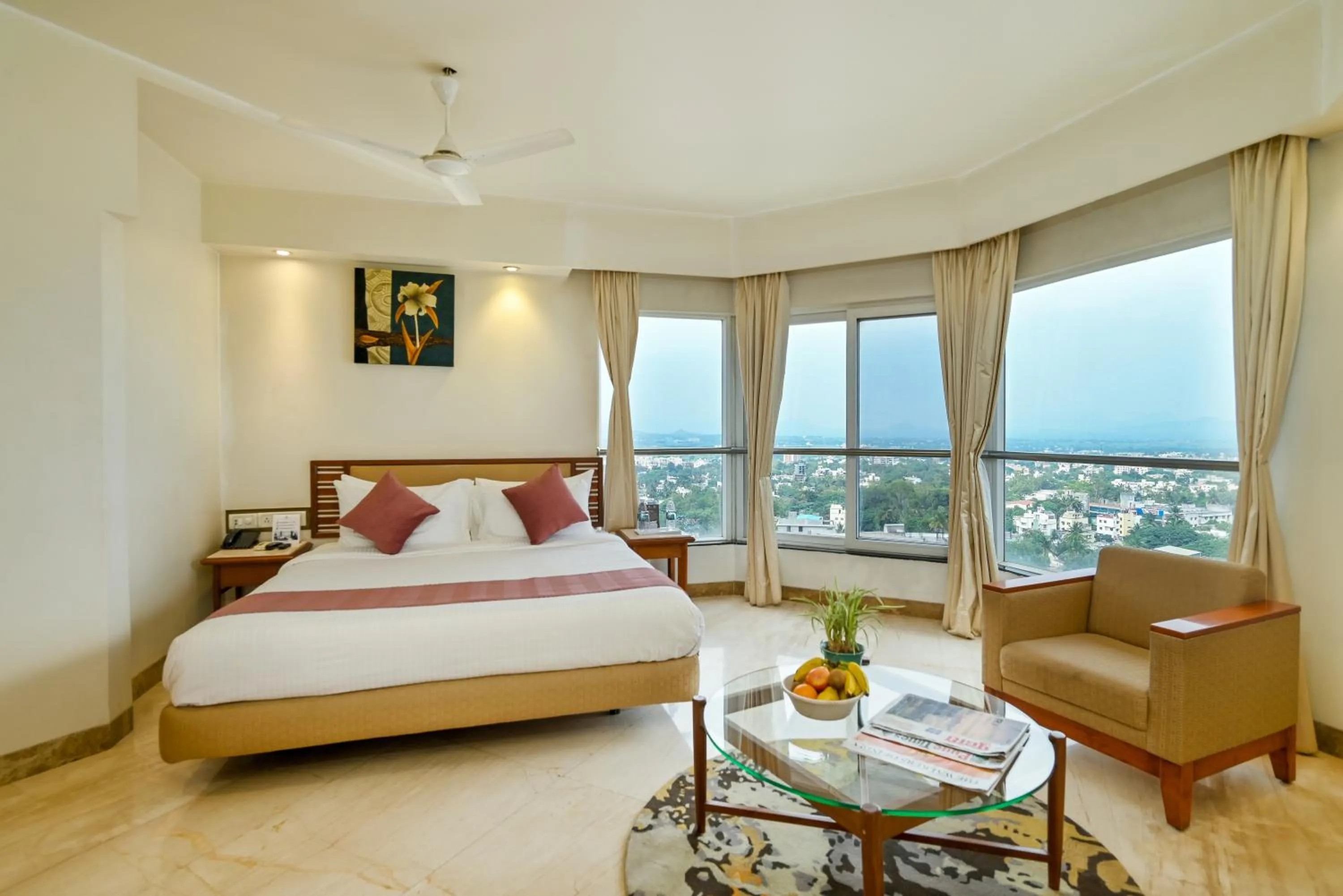 Bed in Hotel Maharaja Regency