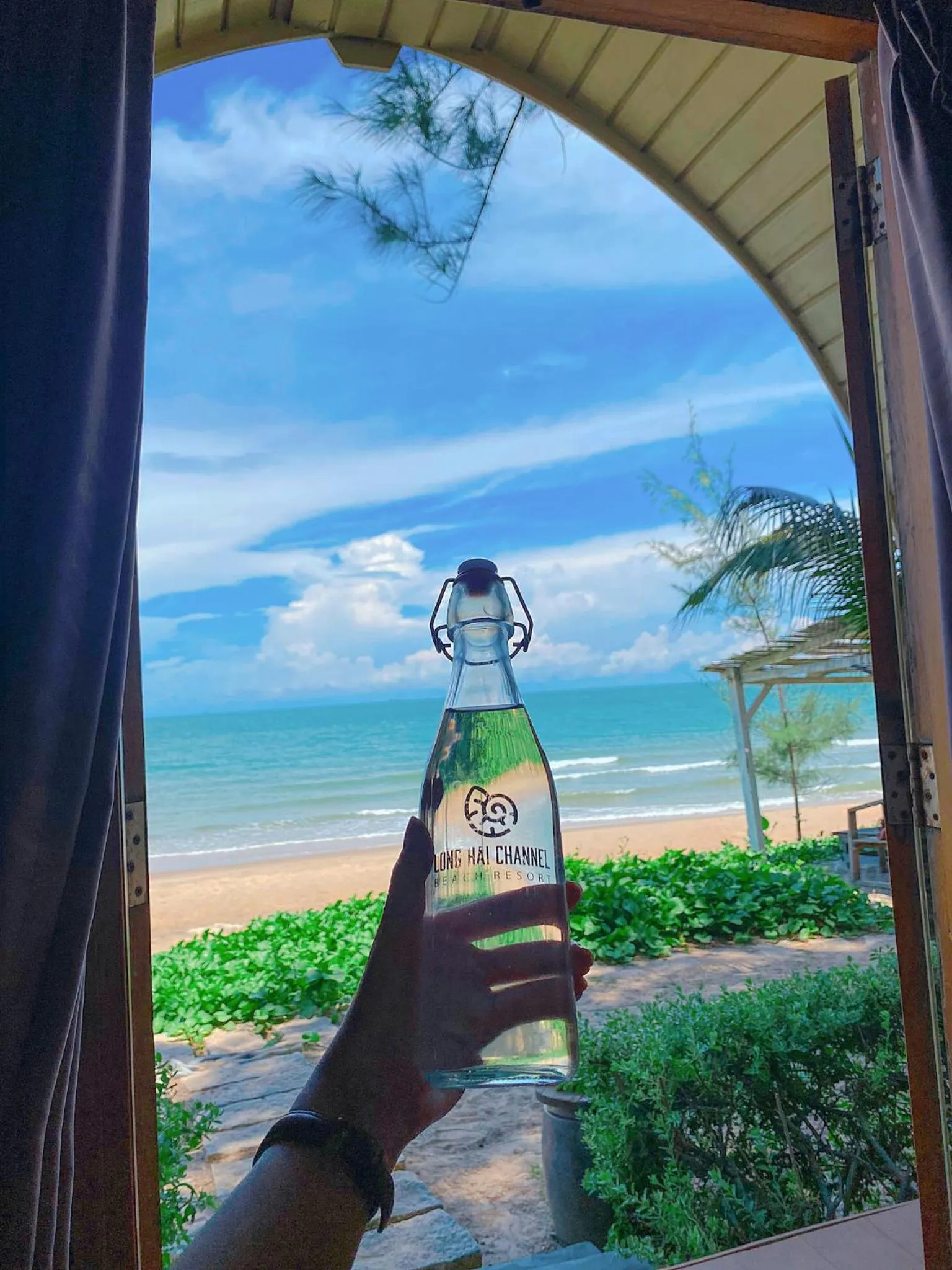 Long Hải Channel Beach Resort