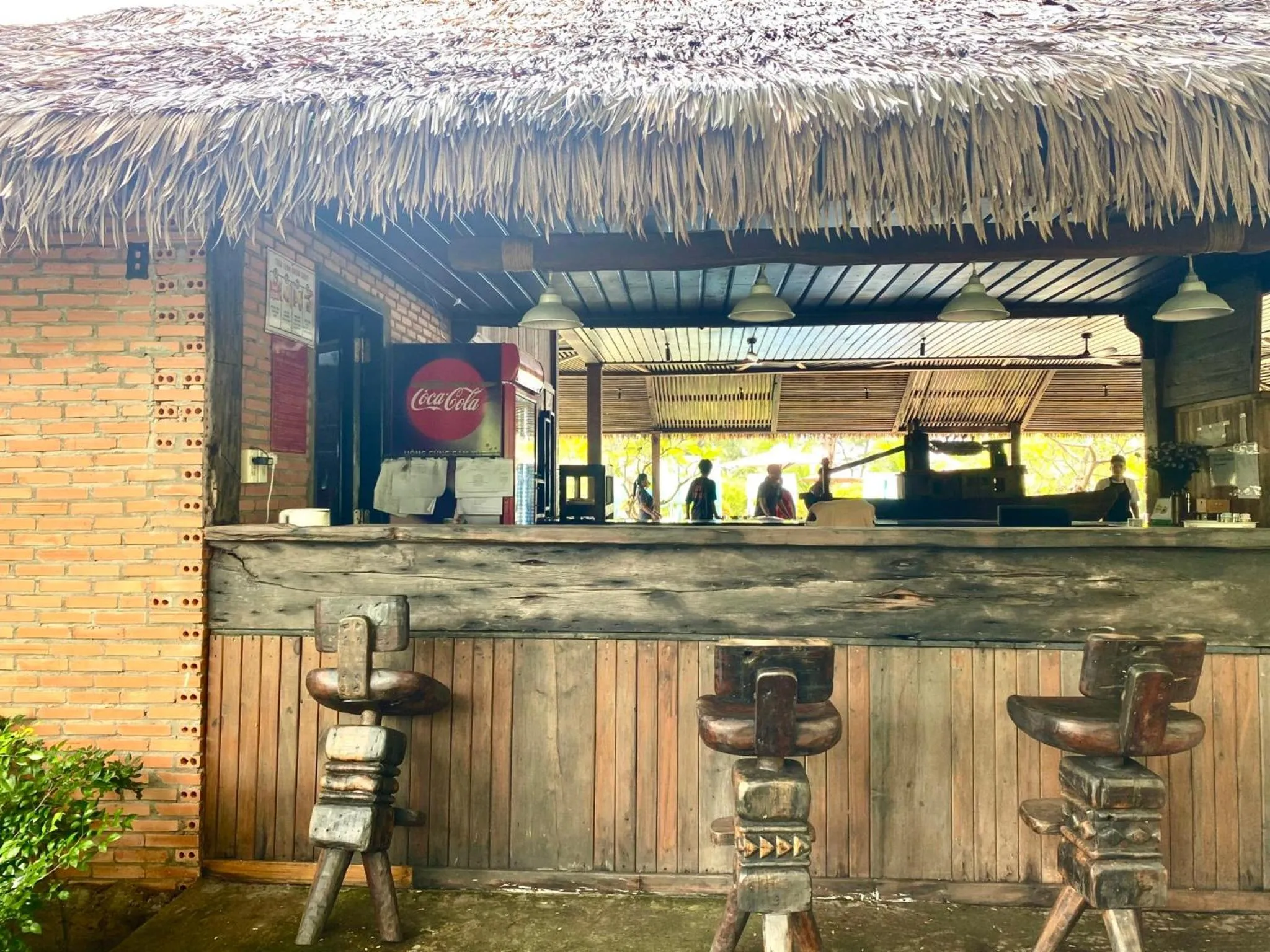 Restaurant/places to eat in Long Hải Channel Beach Resort