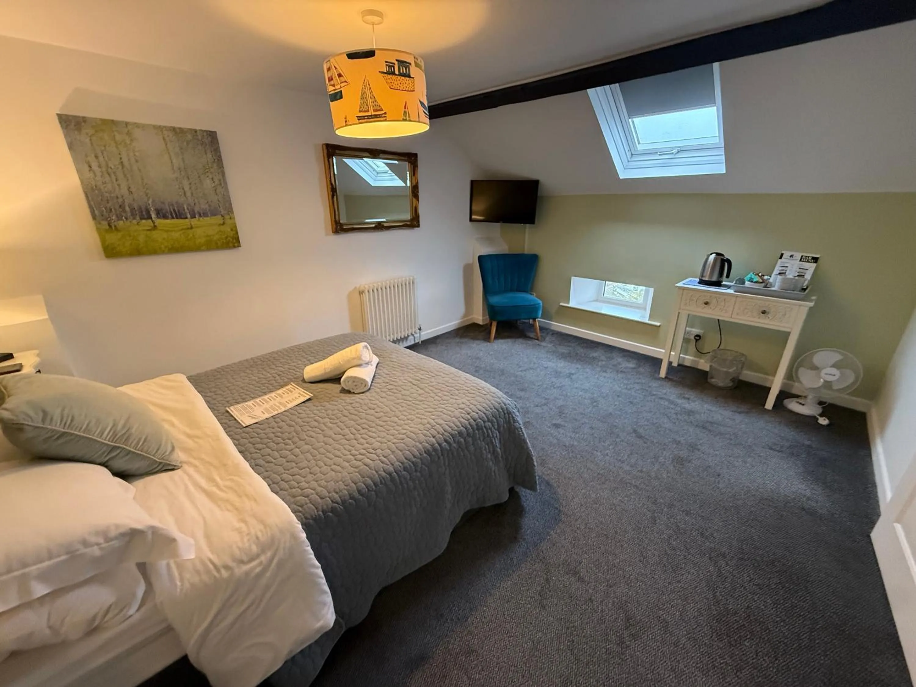 Bed in The Nags Head - Room only accommodation