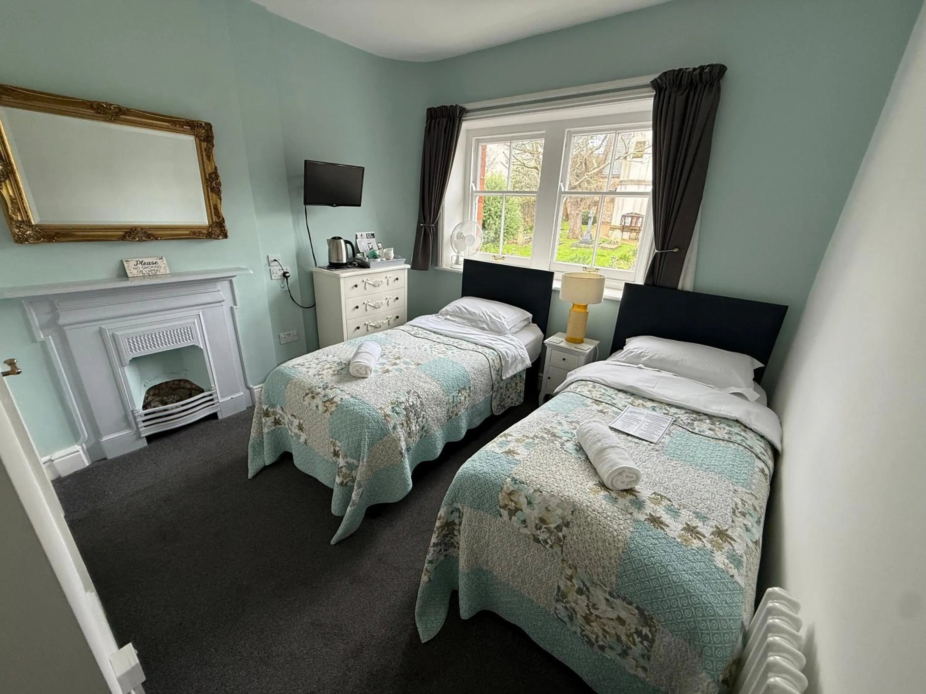 Bed in The Nags Head - Room only accommodation