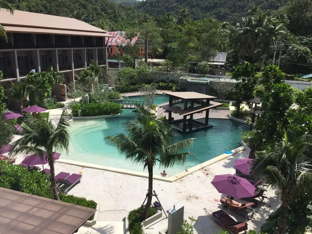 Pool view in Maehaad Bay Resort - SHA Plus Pool view in Maehaad Bay Resort - SHA Plus