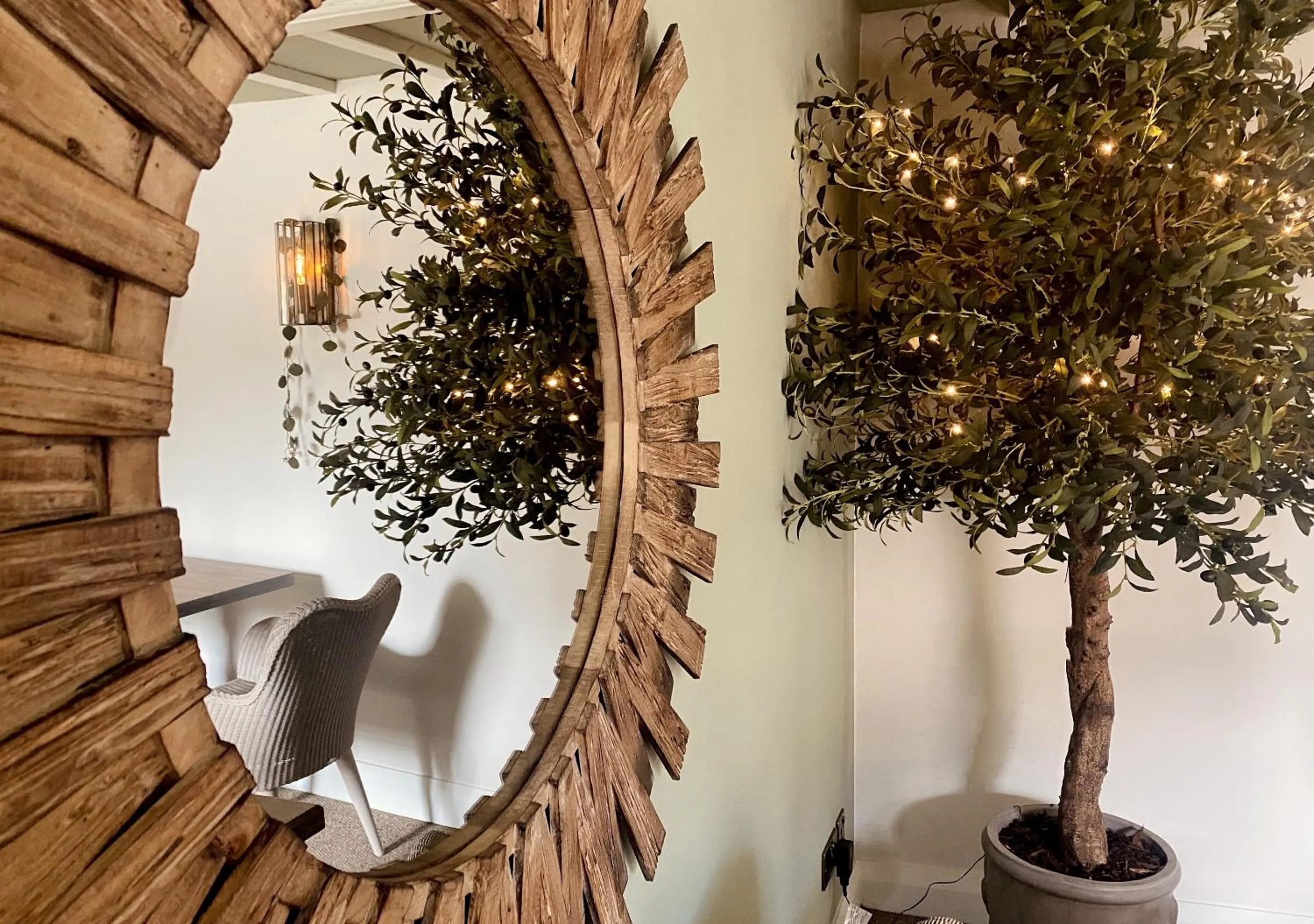 Dining area in Harpur's of Melbourne