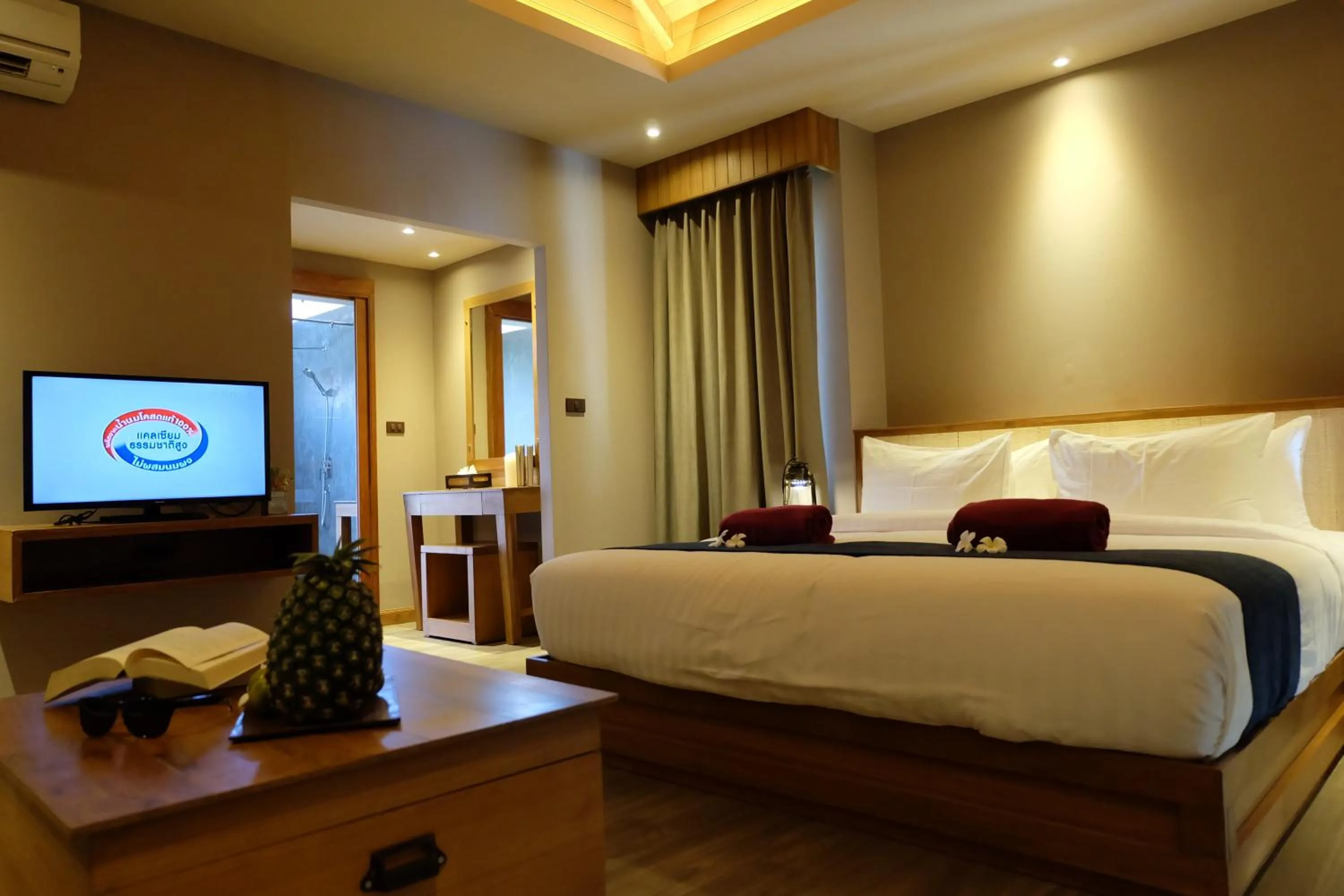 Bed in Koh Ma Beach Resort - SHA Extra Plus