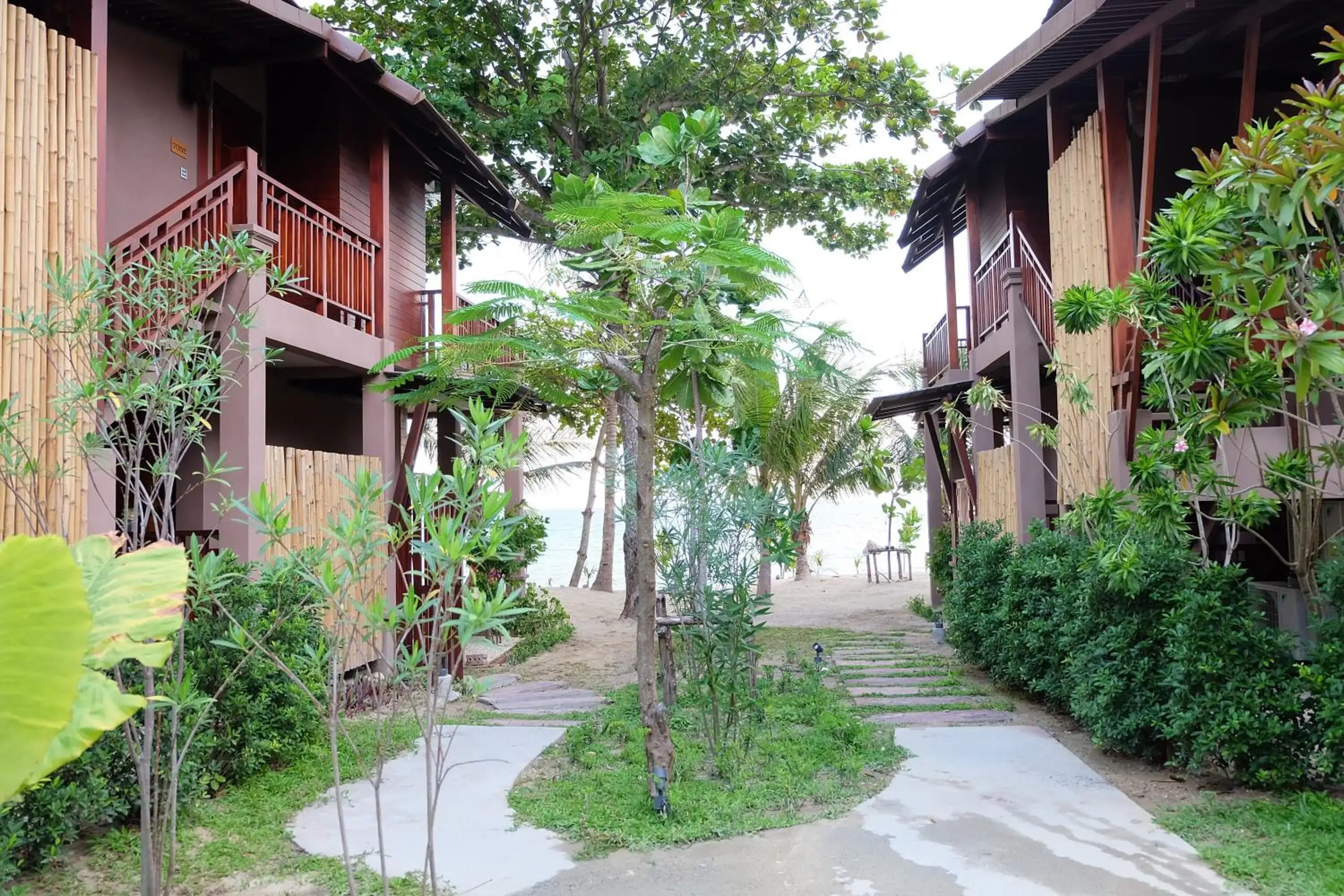Property building in Koh Ma Beach Resort - SHA Extra Plus Property building in Koh Ma Beach Resort - SHA Extra Plus