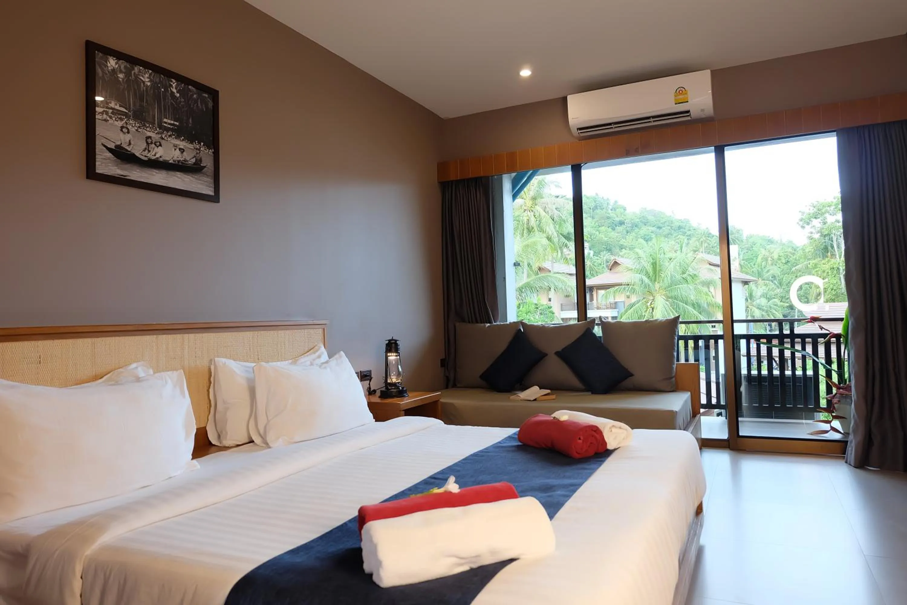 Bed in Koh Ma Beach Resort - SHA Extra Plus