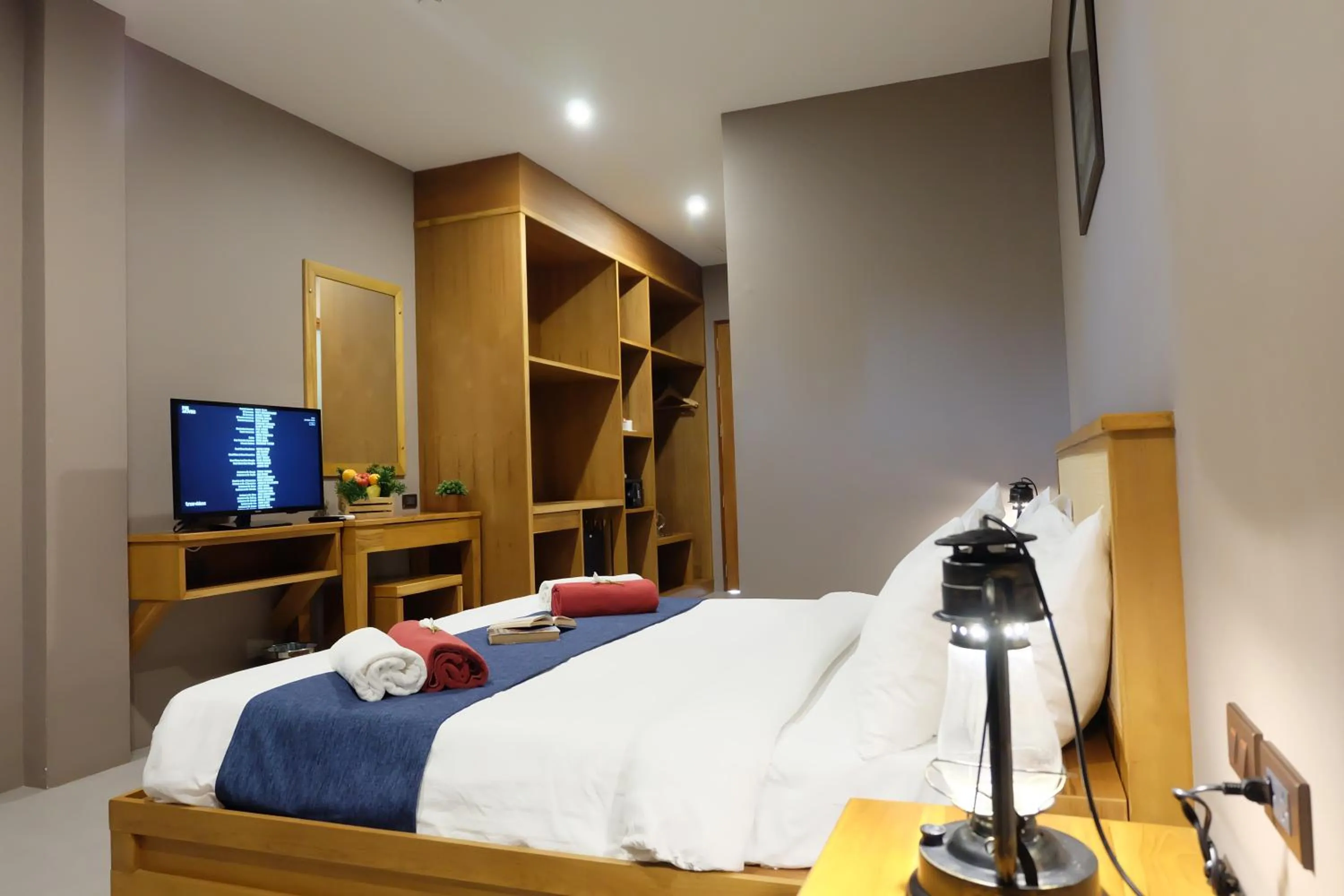 Bed in Koh Ma Beach Resort - SHA Extra Plus