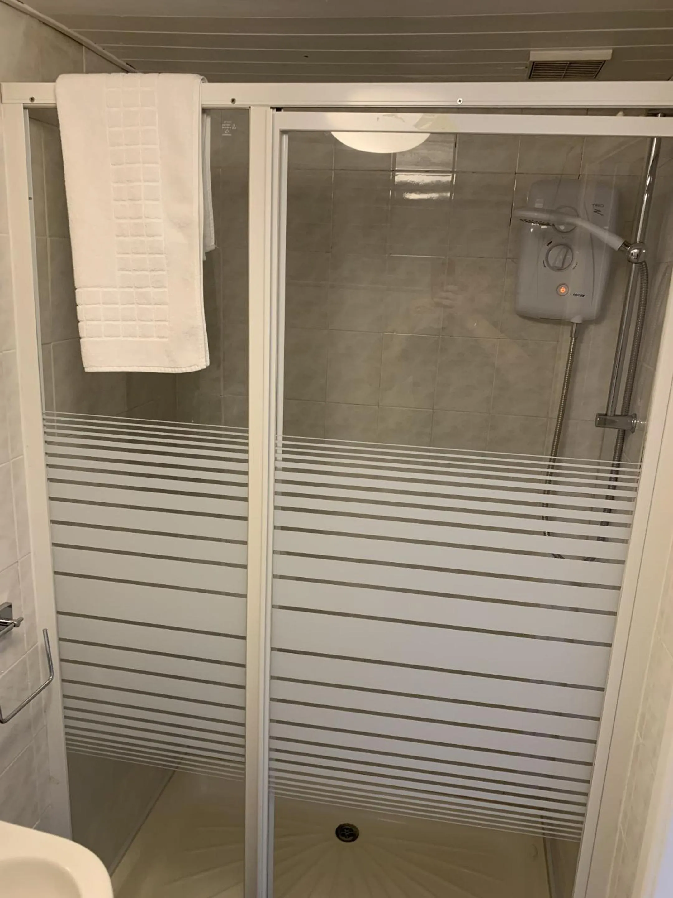 Bathroom in Old Farm Hotel