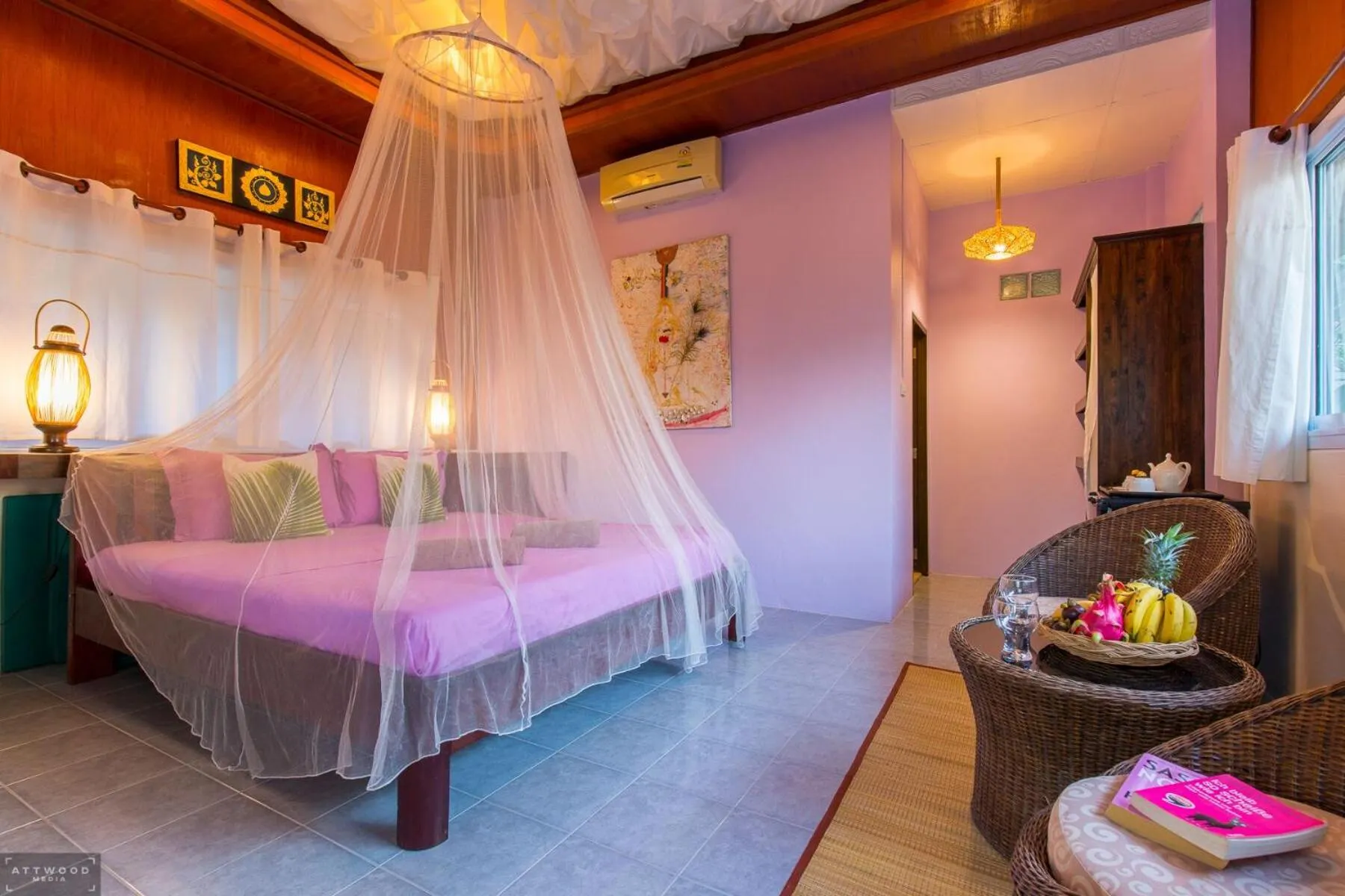 Bed in Seaboard Bungalow