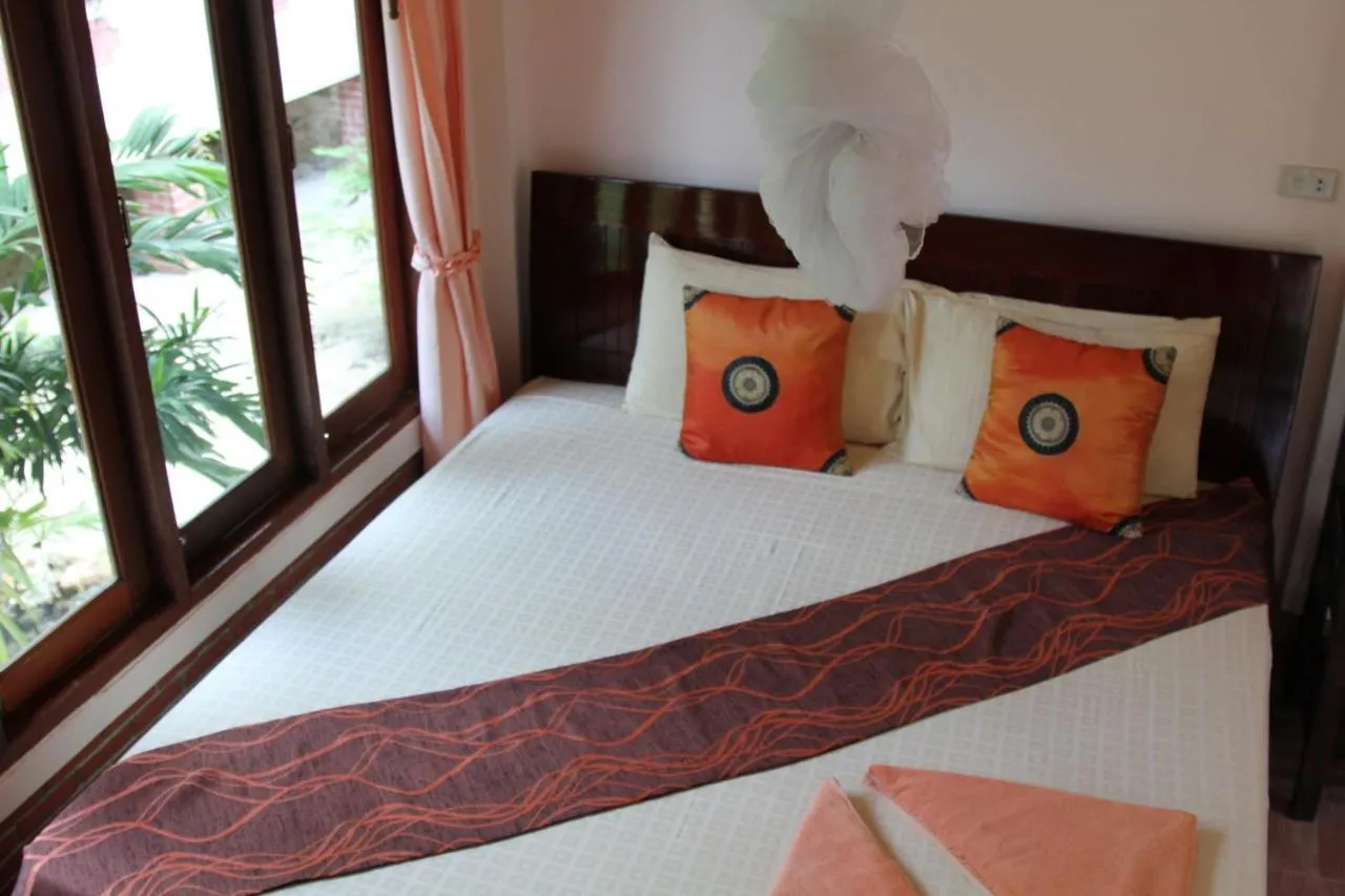 Bed in Seaboard Bungalow
