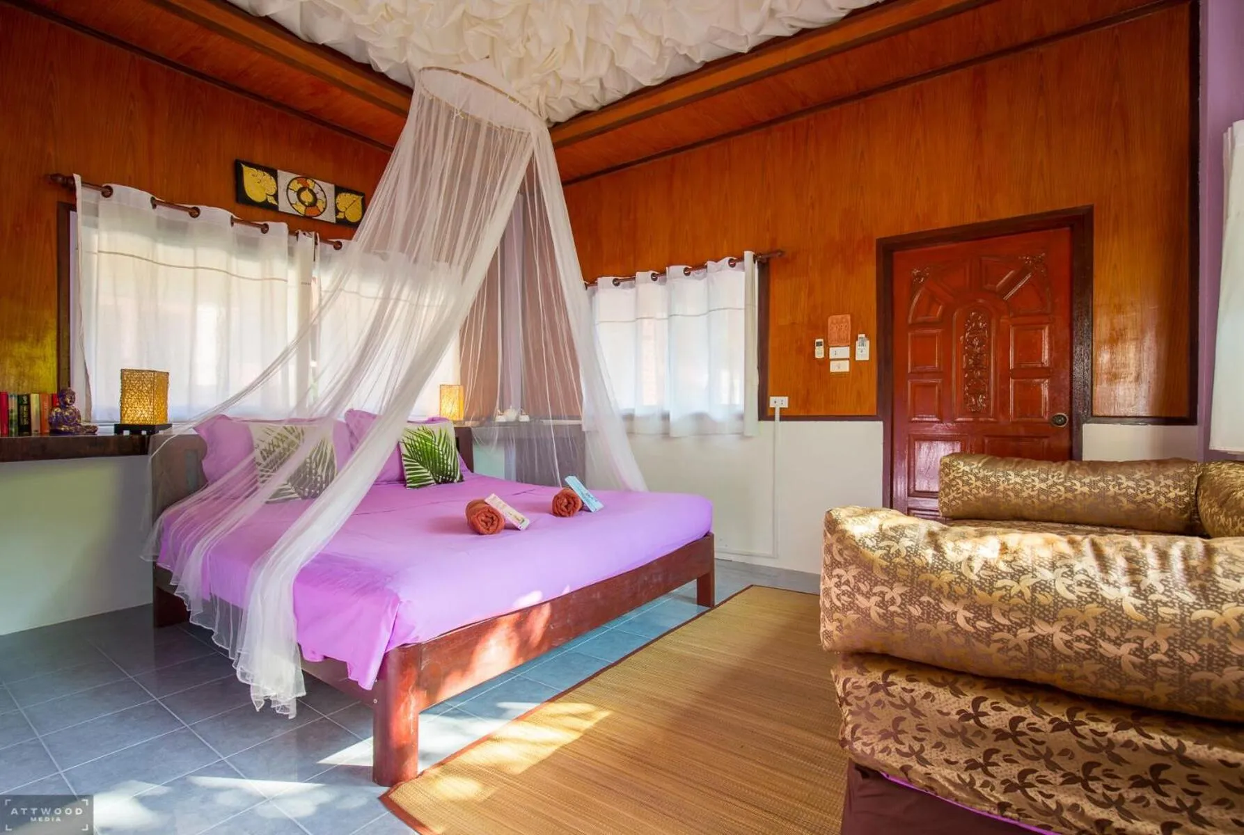 Bed in Seaboard Bungalow