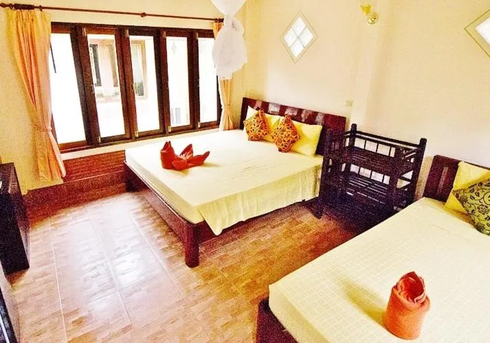 Bed in Seaboard Bungalow
