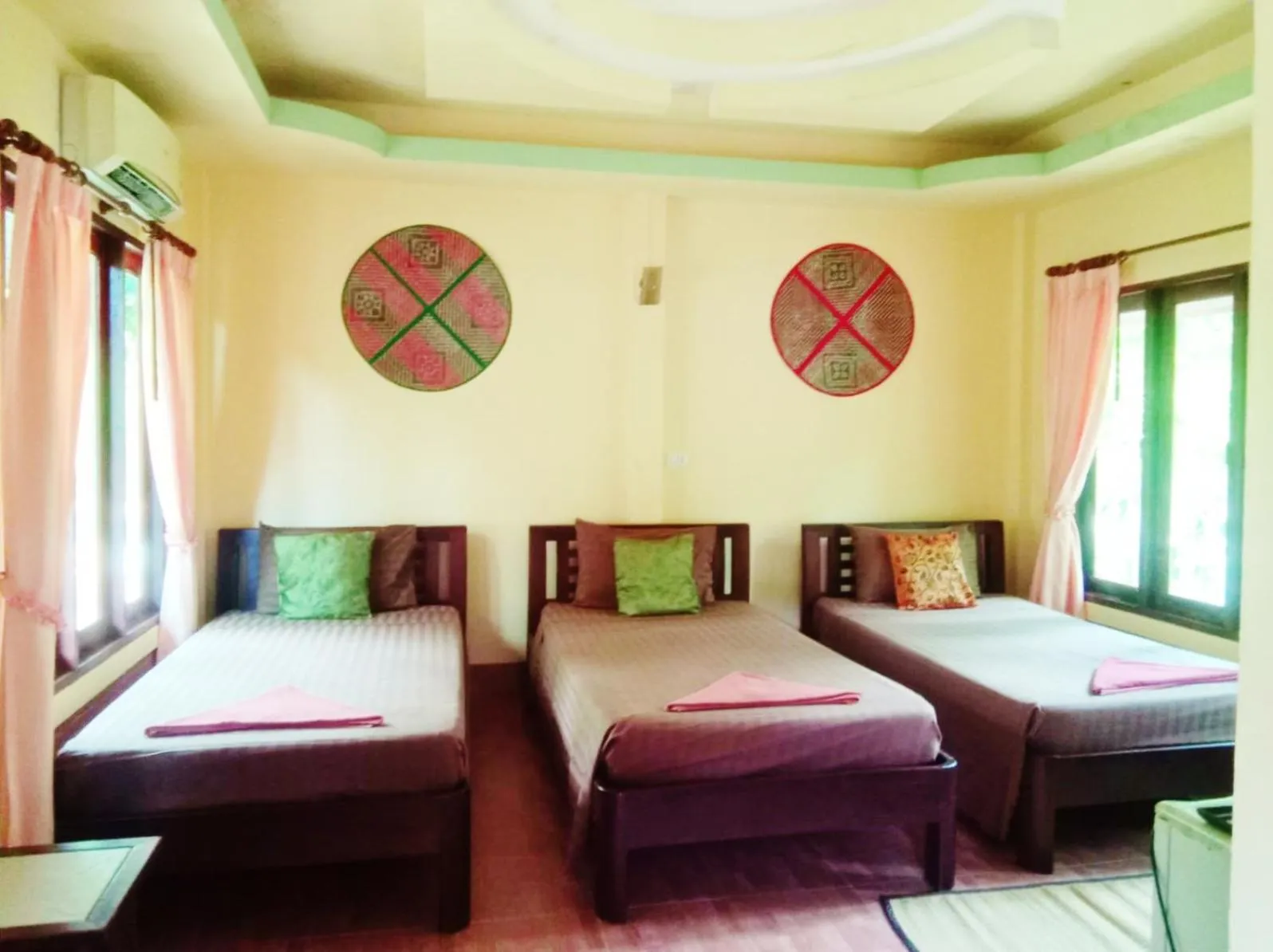 Bed in Seaboard Bungalow