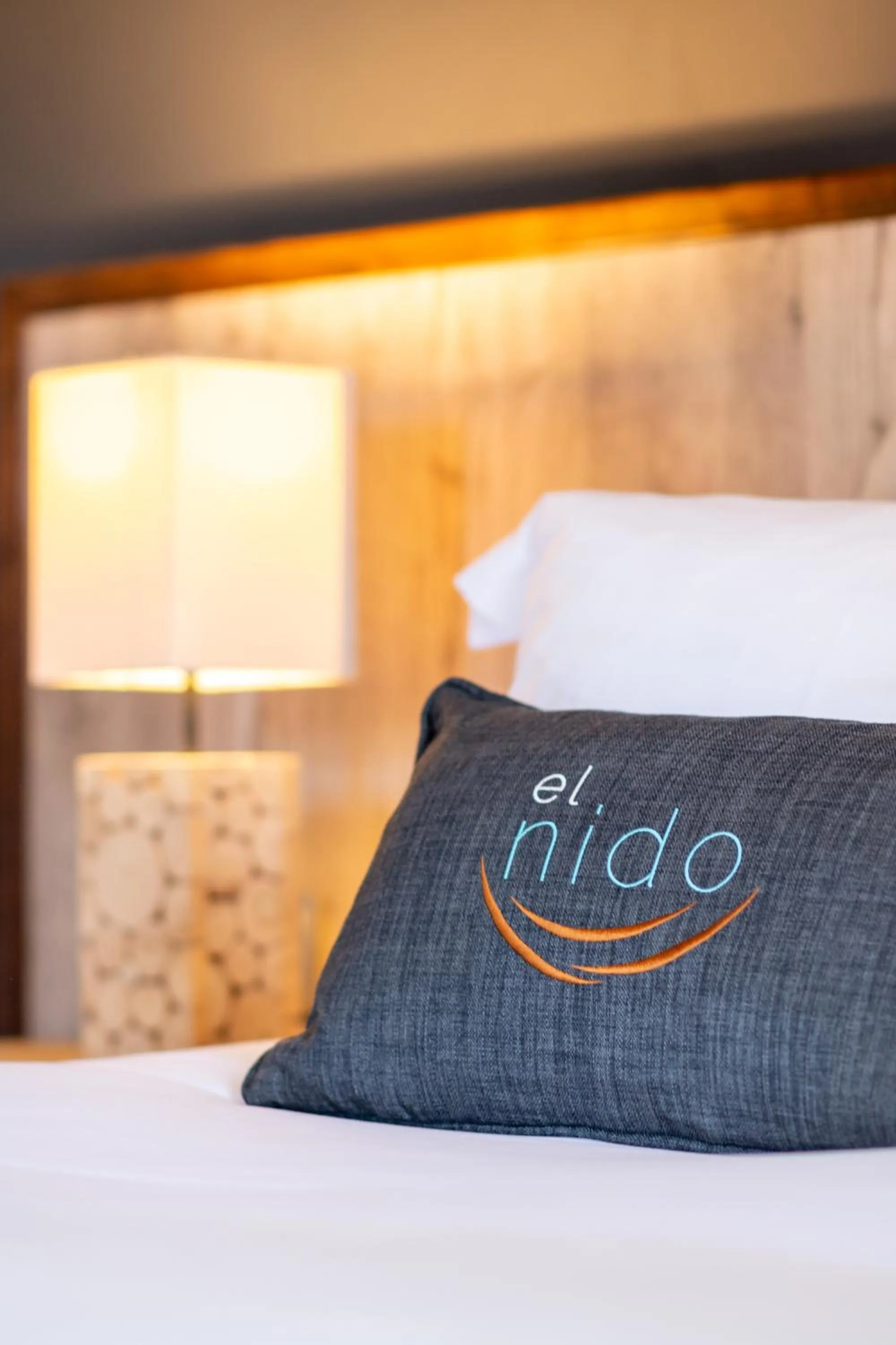 Bed in El Nido de Alaro - Turismo de Interior