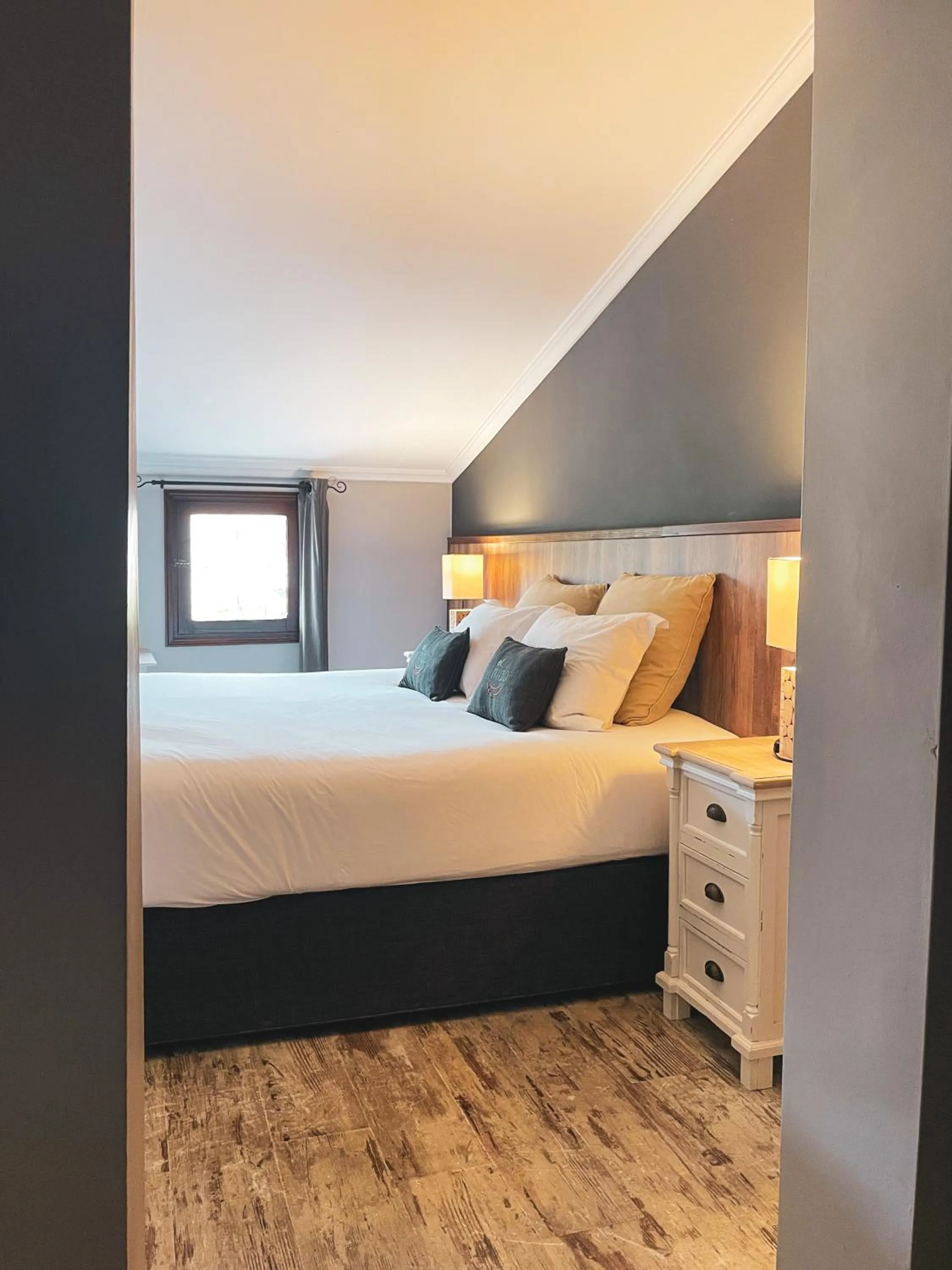 Bed in El Nido de Alaro - Turismo de Interior