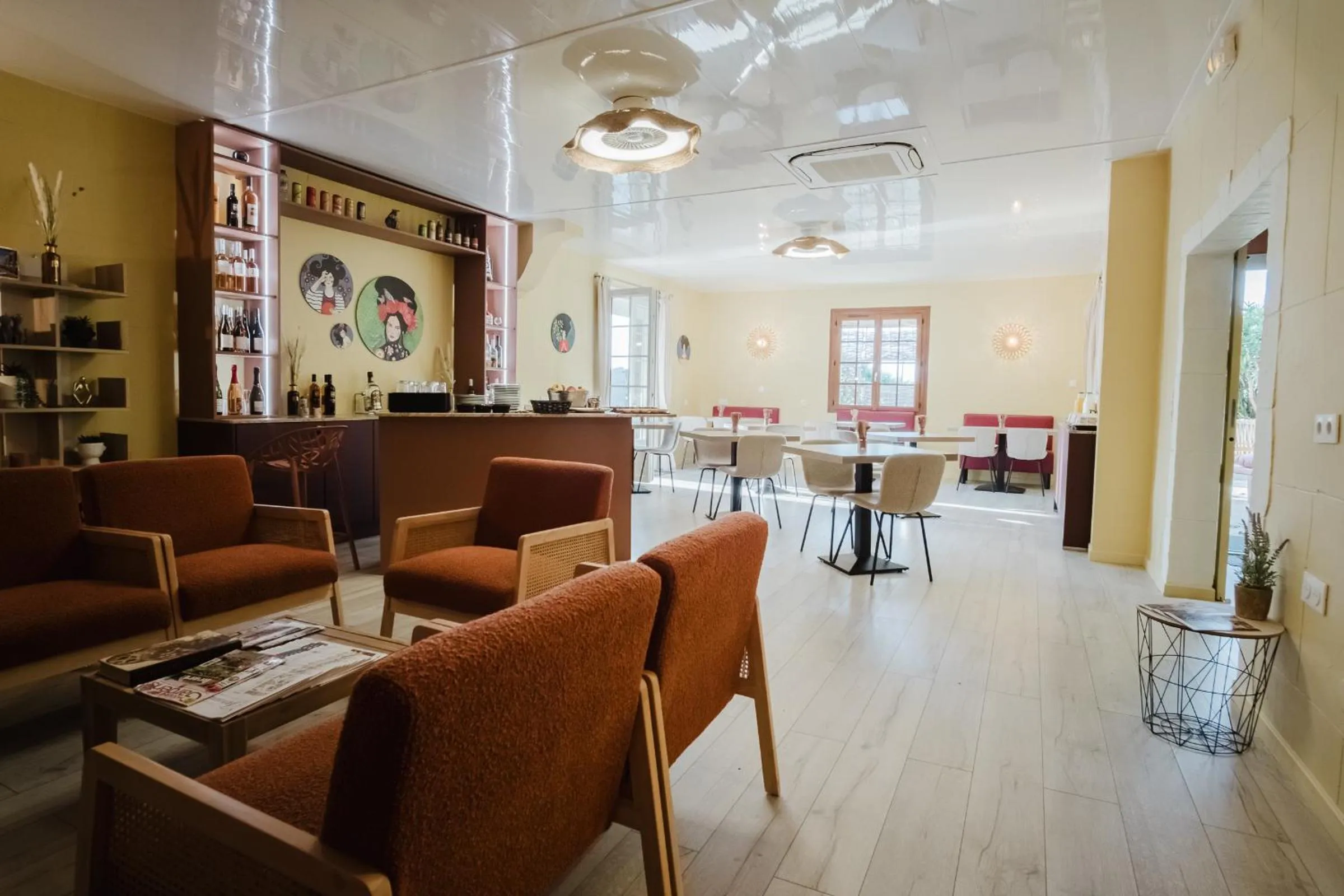 Restaurant/places to eat in Logis Hotel des Granges