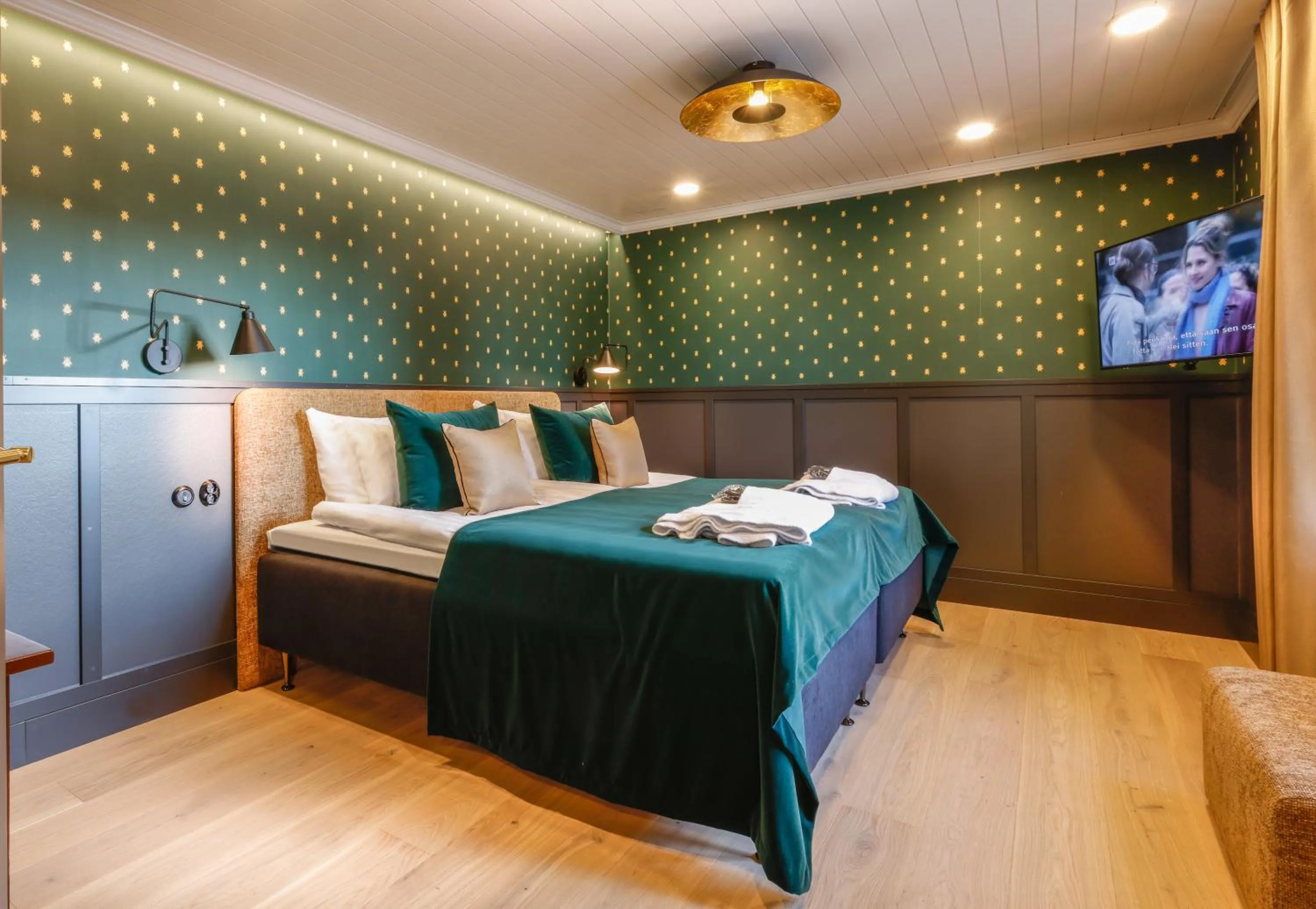 Bed in Hotelli-Ravintola Alma