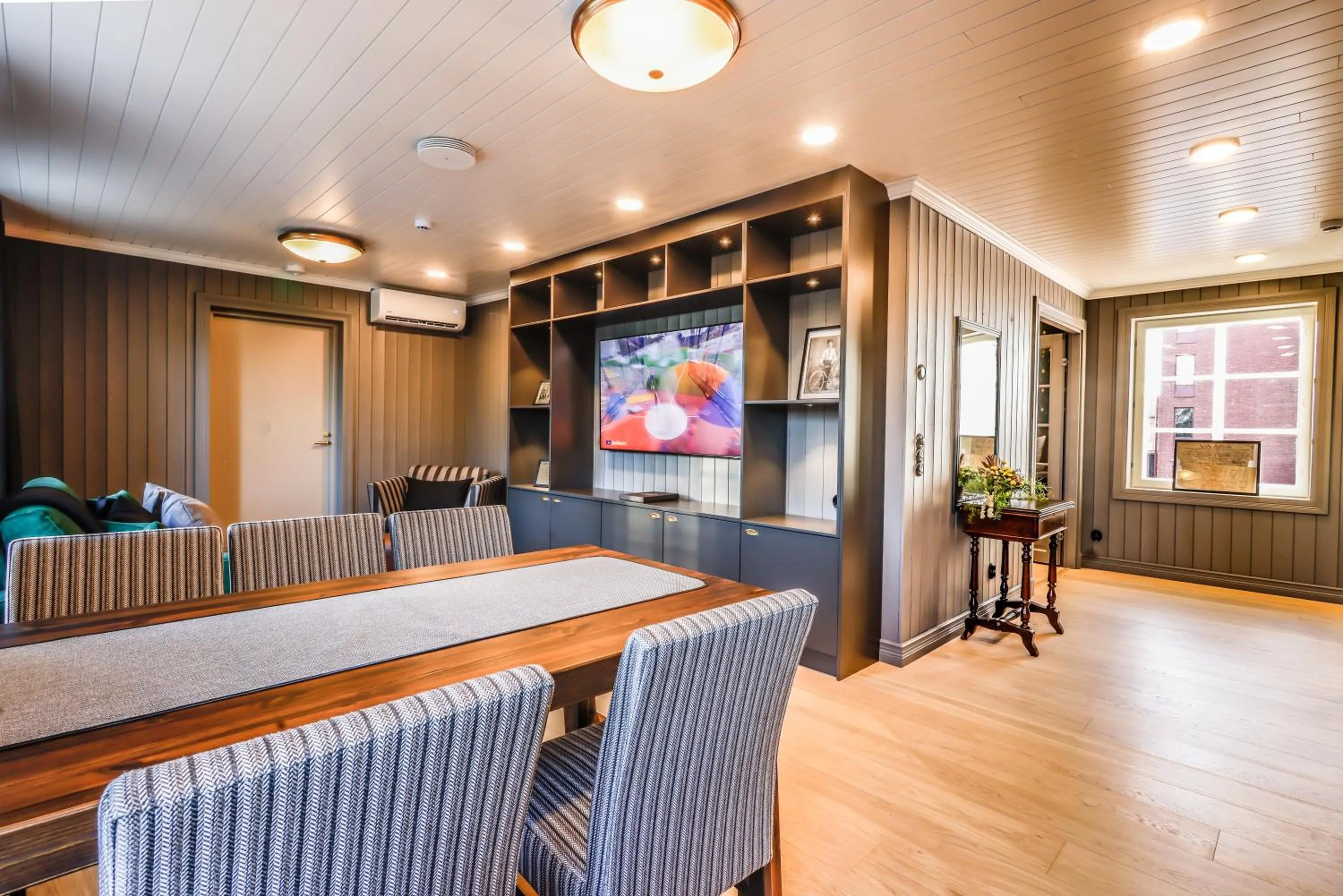 Photo of the whole room in Hotelli-Ravintola Alma