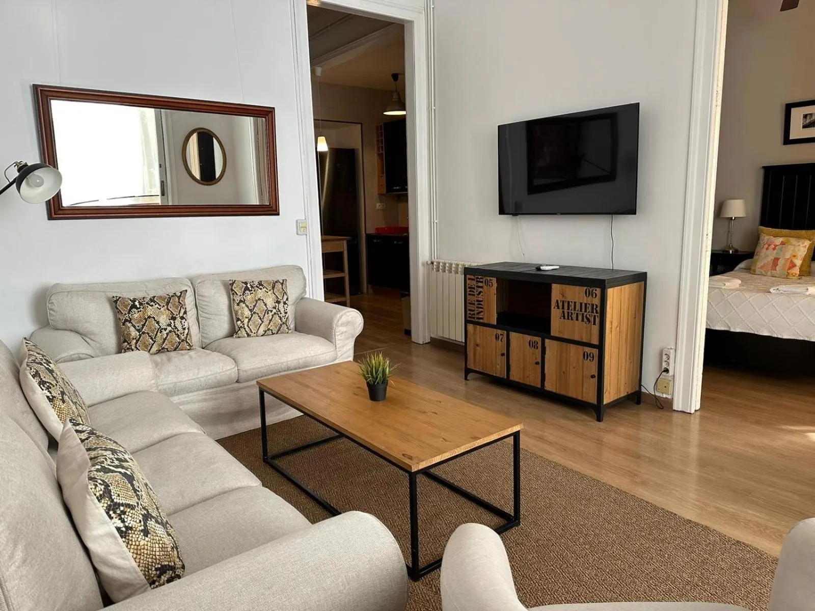 Living room, Bed in Casa Consell Apartments
