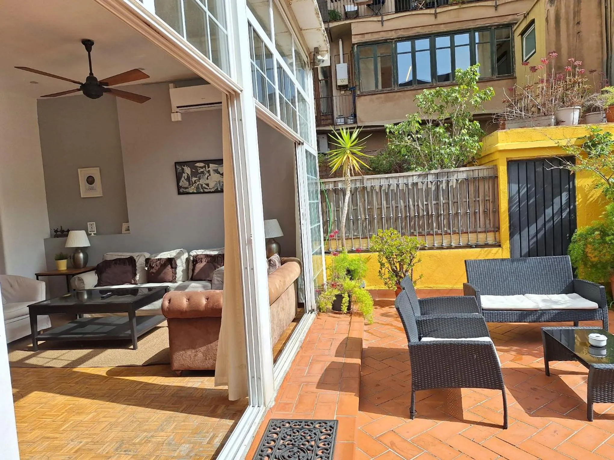 Balcony/Terrace in Casa Consell Apartments