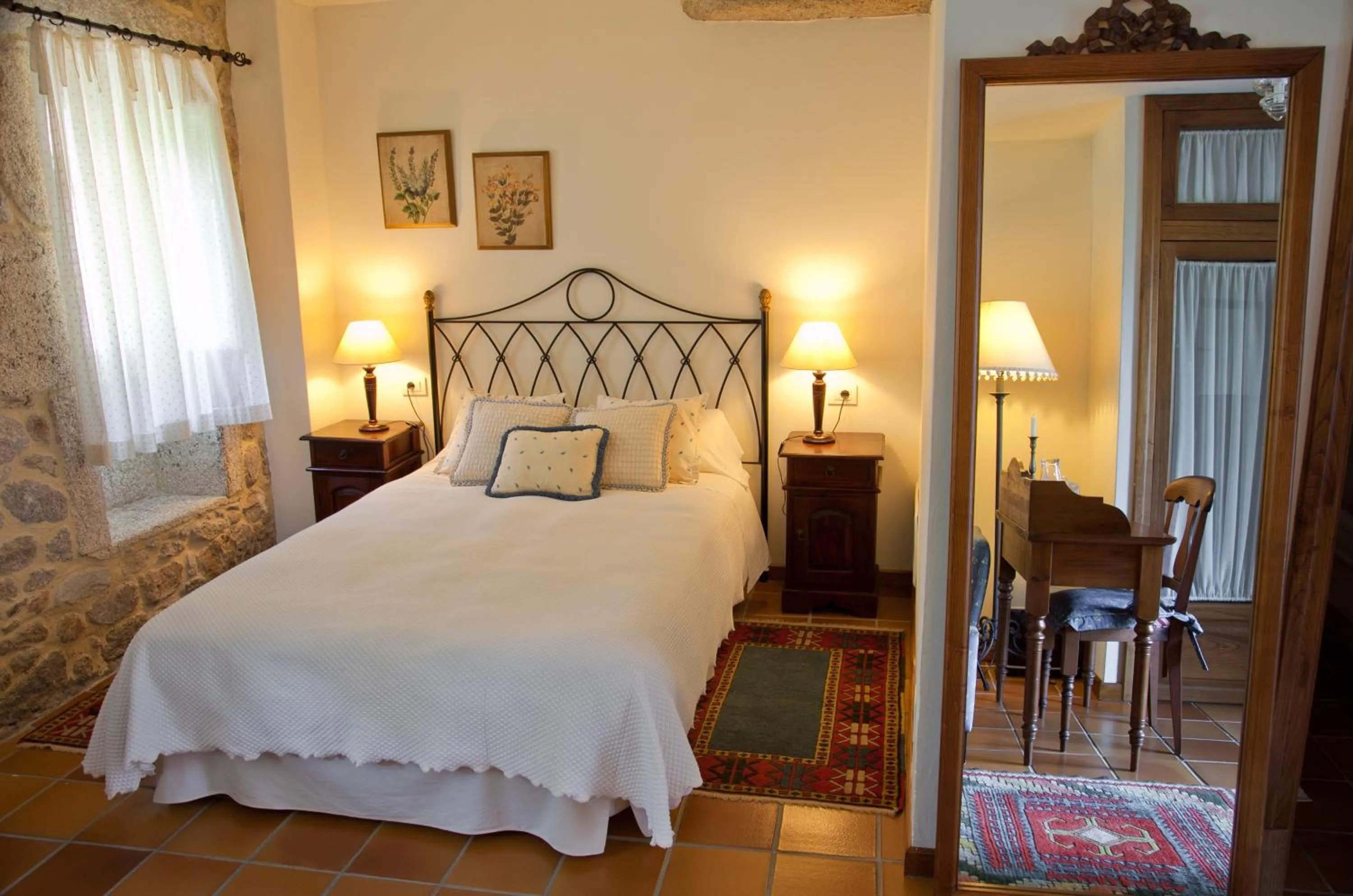 Photo of the whole room, Bed in Entre Os Ríos - Casa Rural y Enoturismo