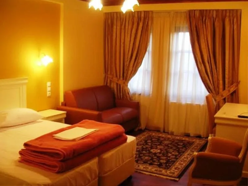 Bed in Hotel Monodendri