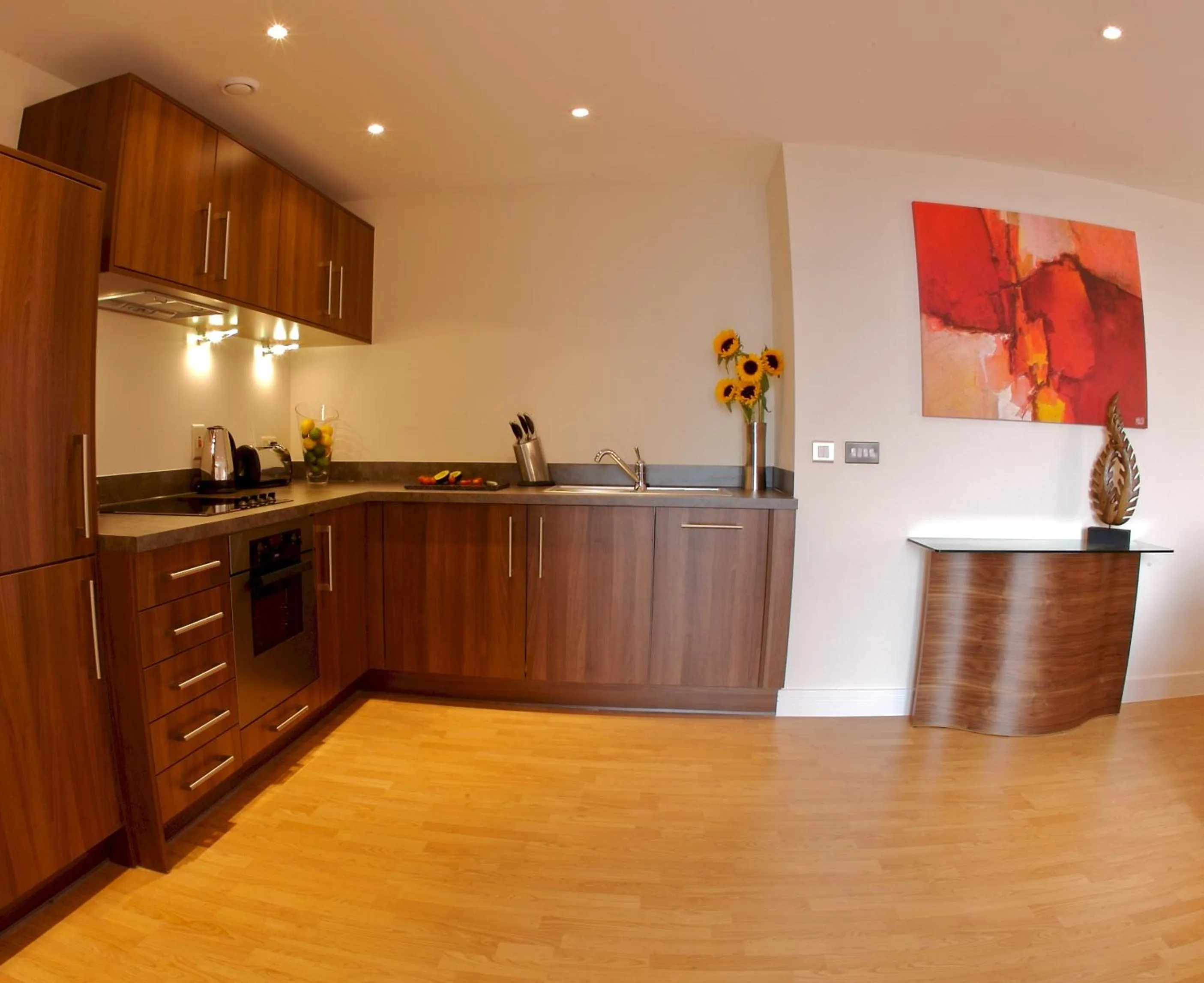 Coffee/tea facilities in The Spires Serviced Apartments Birmingham