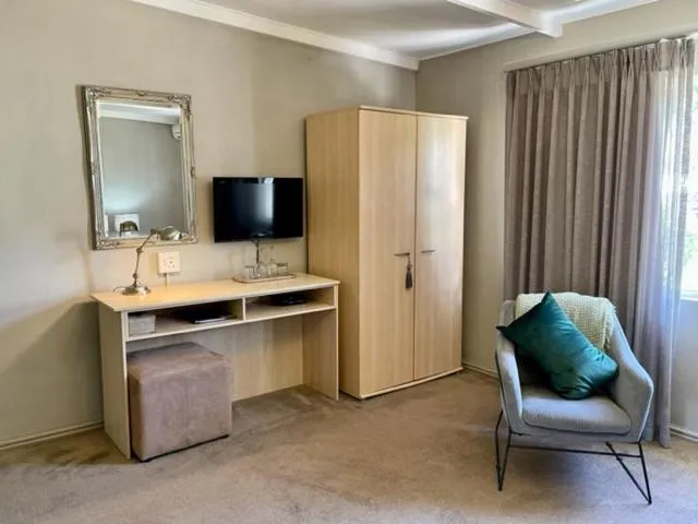 TV and multimedia in Groenvlei Guest Farm