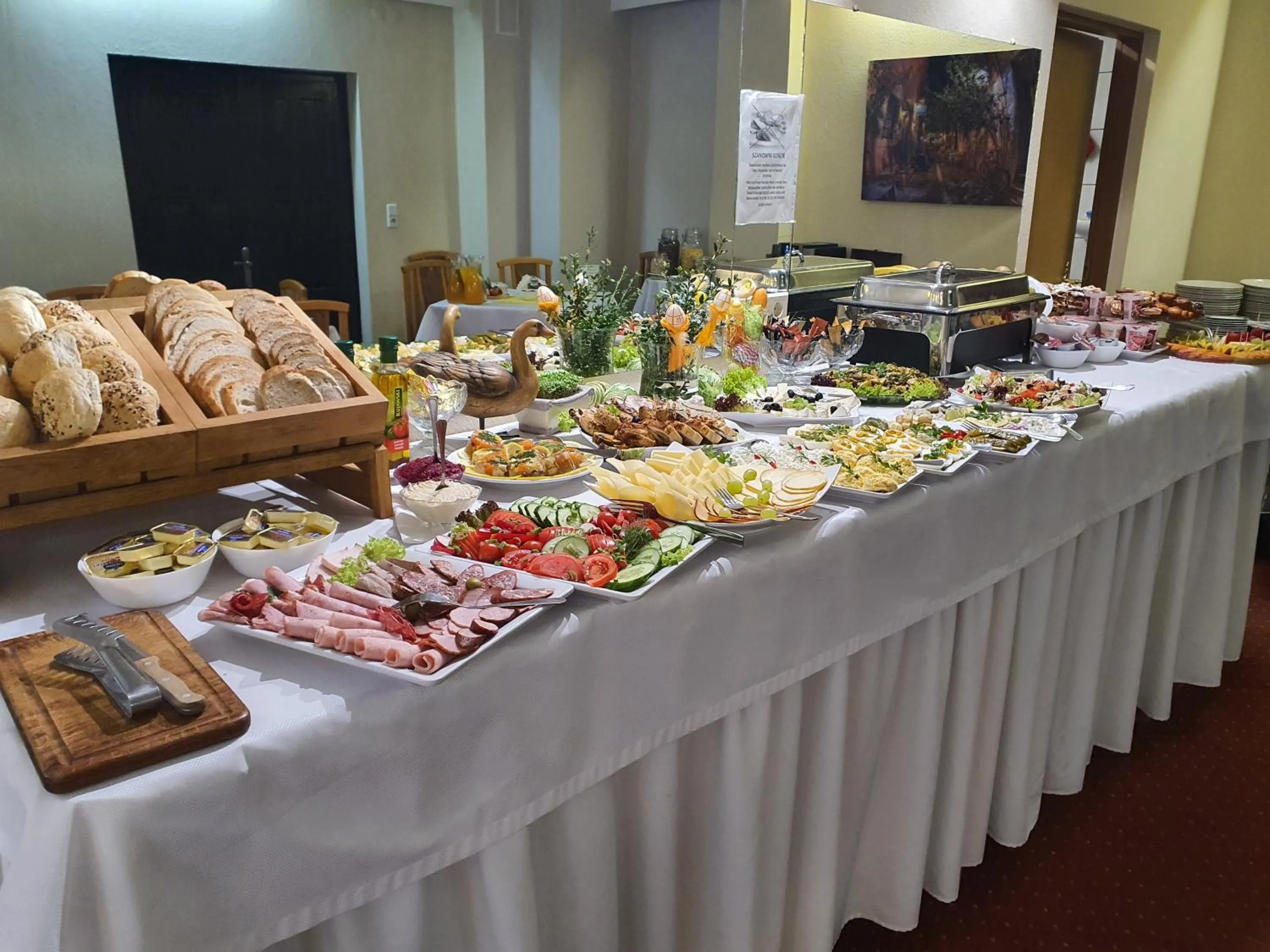 Buffet breakfast in Hotel Kolorowa