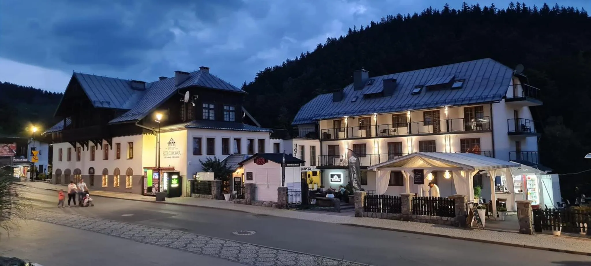 Property building in Hotel Kolorowa