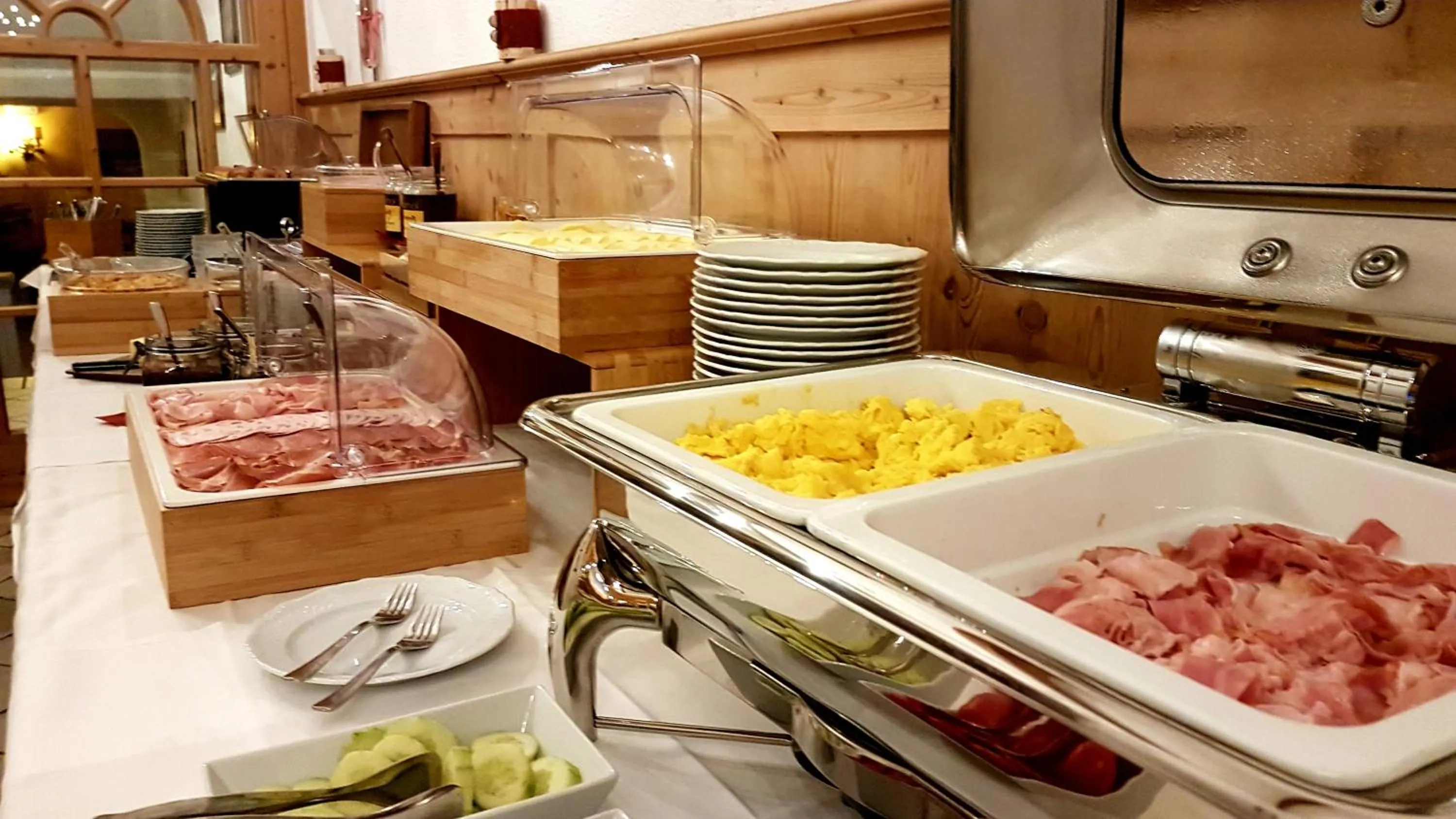Food and drinks in Hotel Scherer