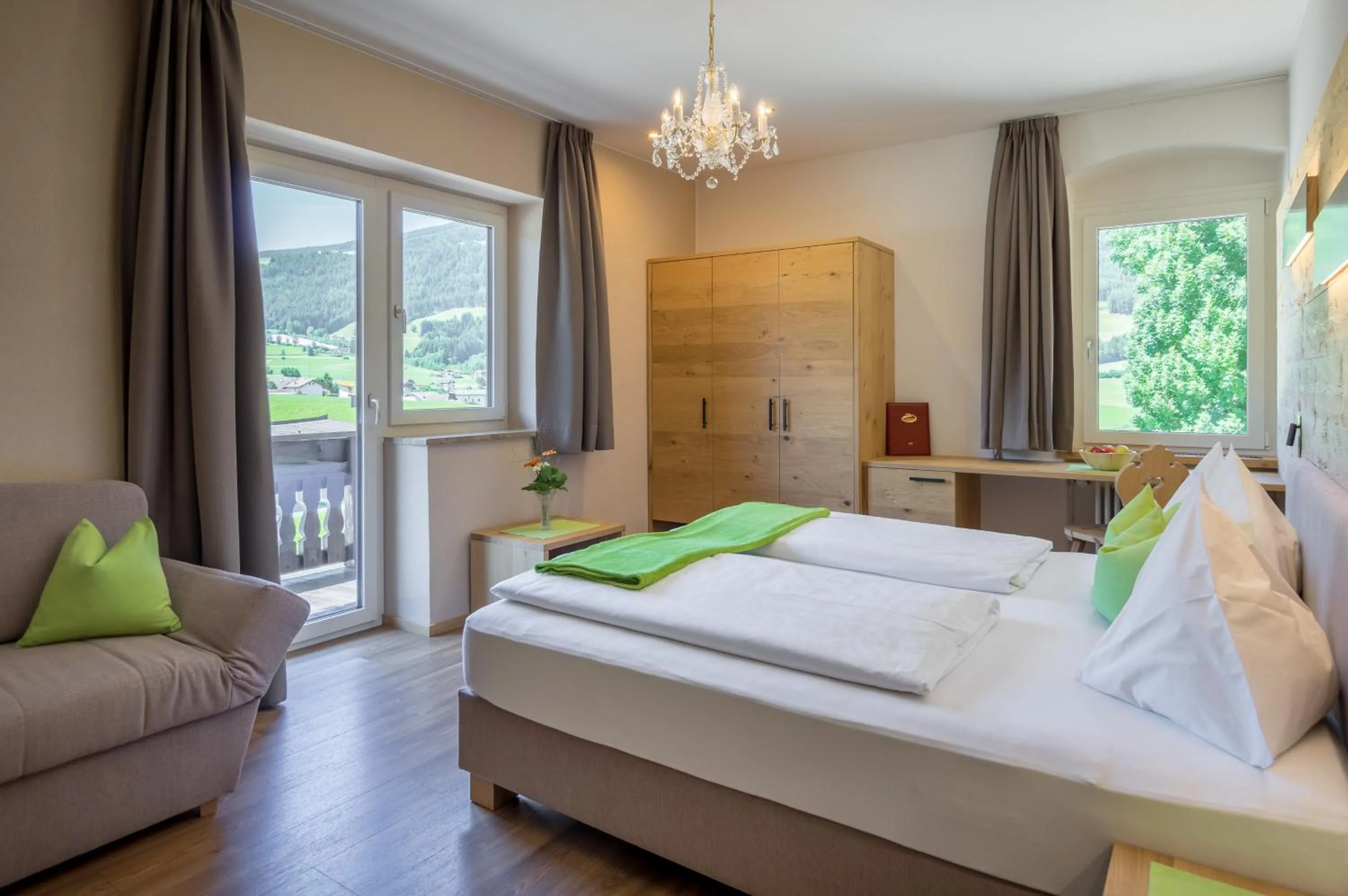 Photo of the whole room, Bed in Hotel Scherer