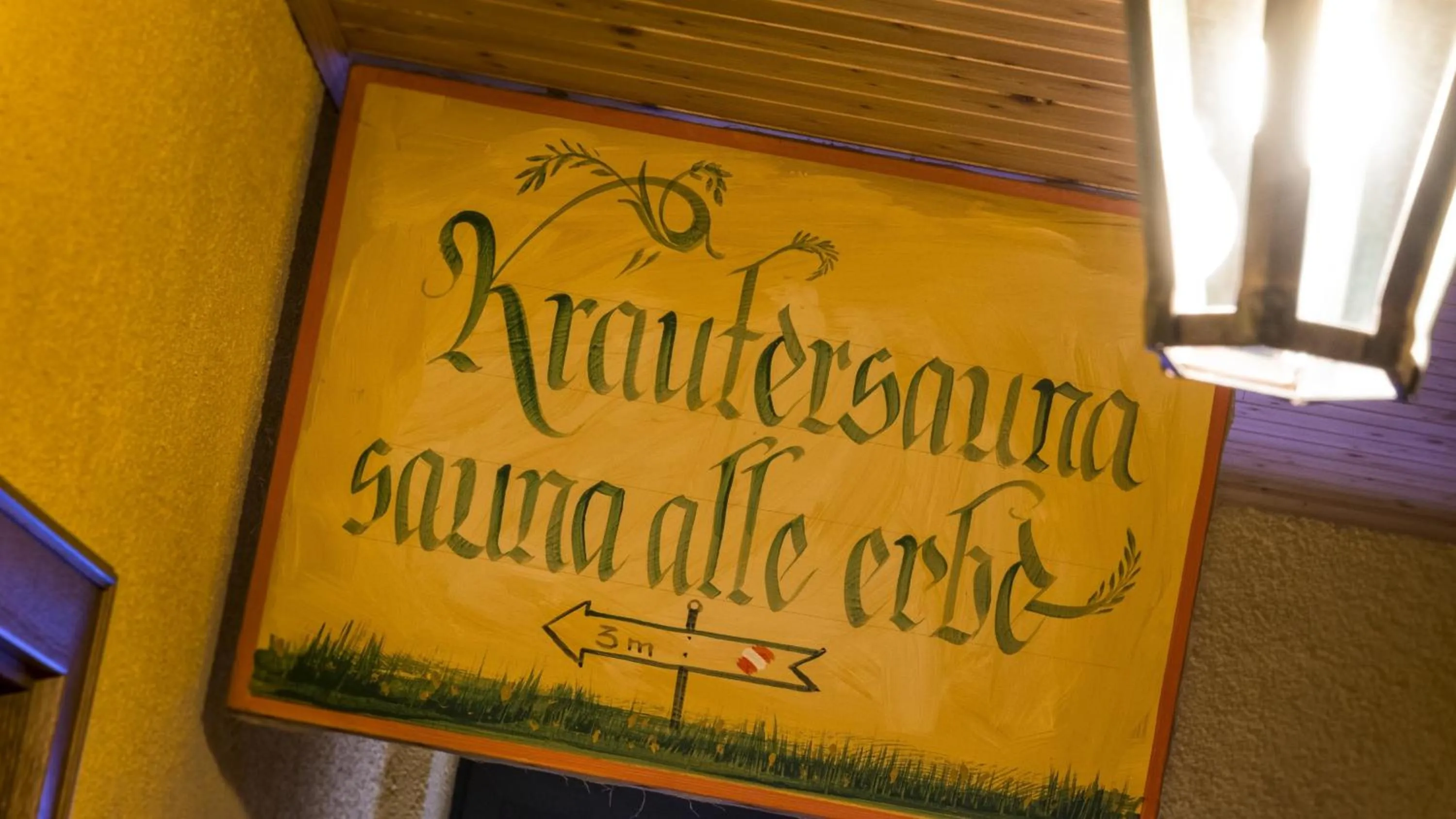 Logo/Certificate/Sign in Hotel Scherer