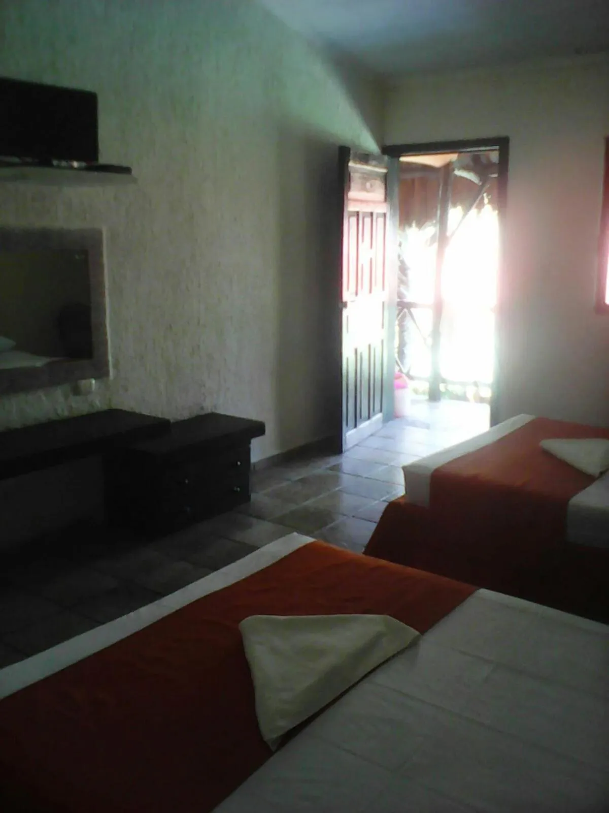 Bed, TV/Entertainment Center in Costa del Mar