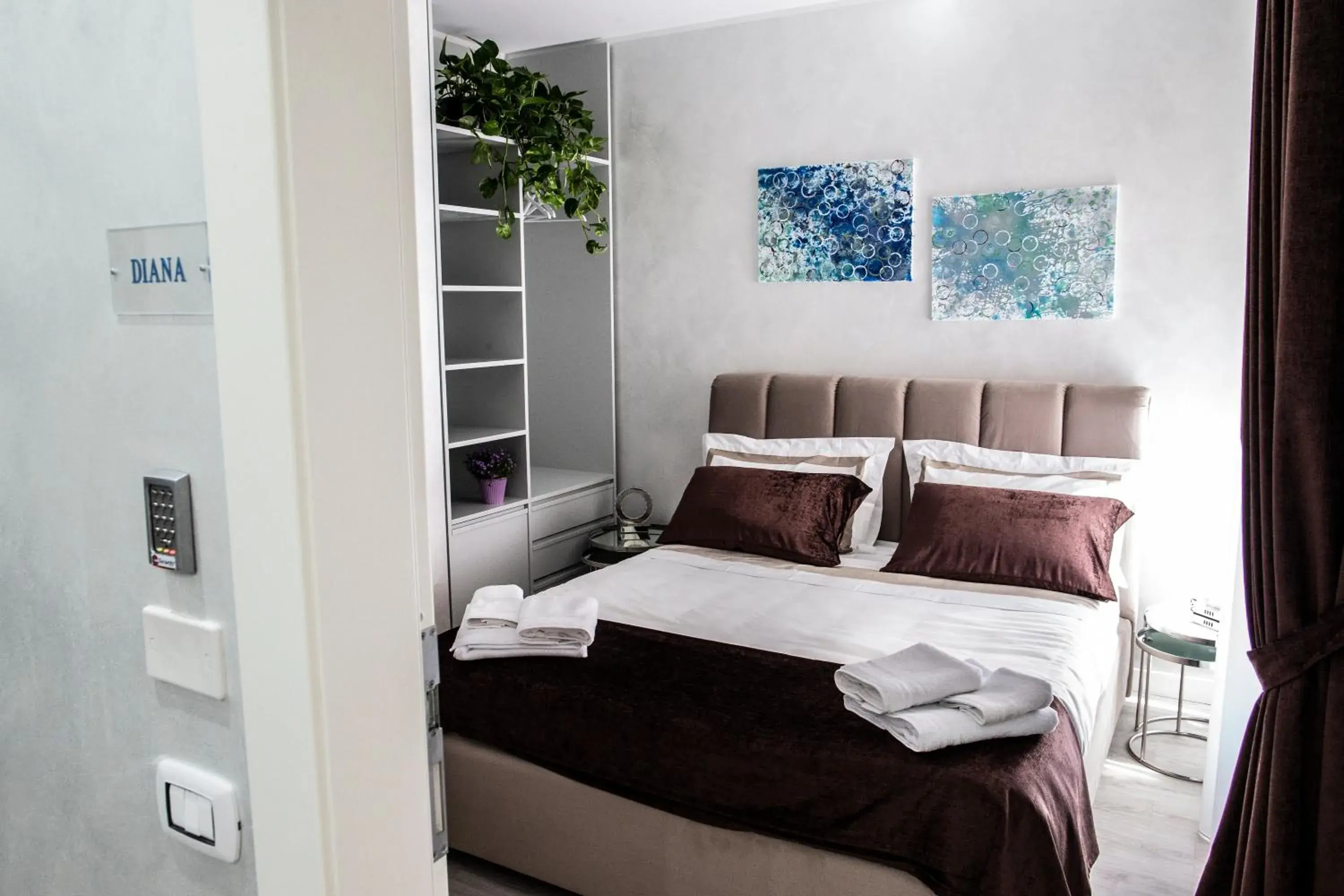 Deluxe King Room - single occupancy in Il Magnificus Boutique Deluxe King Room - single occupancy in Il Magnificus Boutique