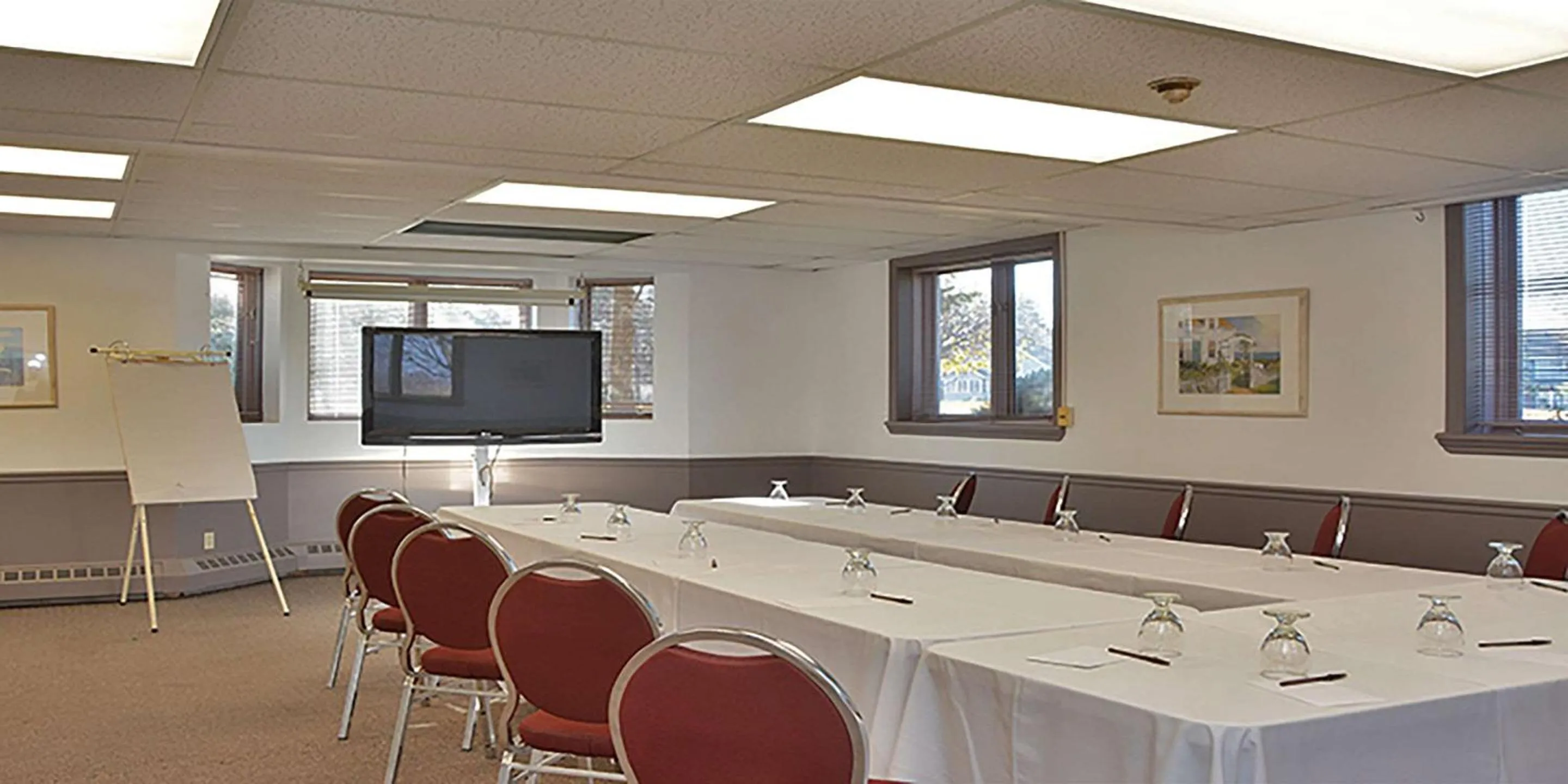 Meeting/conference room in Isaiah Tubbs Resort & Conference Centre