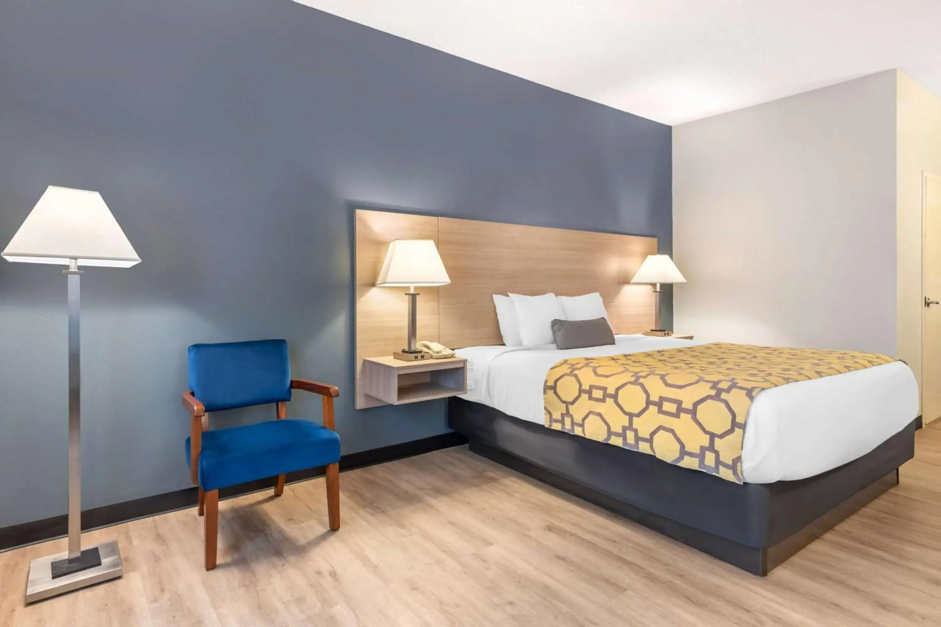 Photo of the whole room, Bed in Baymont by Wyndham Kennesaw Photo of the whole room, Bed in Baymont by Wyndham Kennesaw